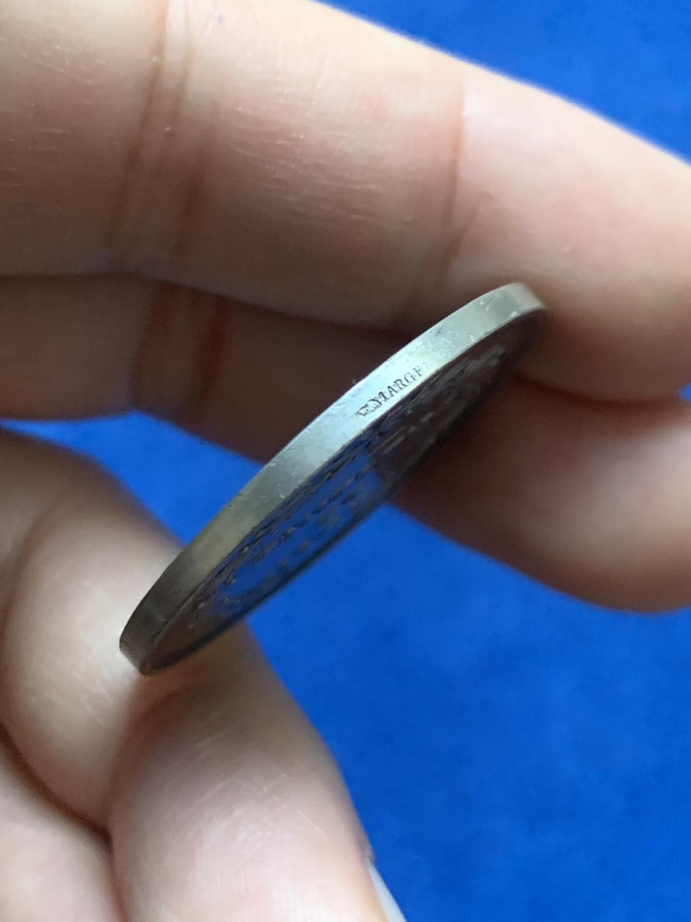 《竞宝斋》第446场 周日，周一，2场连拍 （全场包邮） 法国拉罗谢尔商会银质代币 16.35克 32.7mm 丰饶角1银标