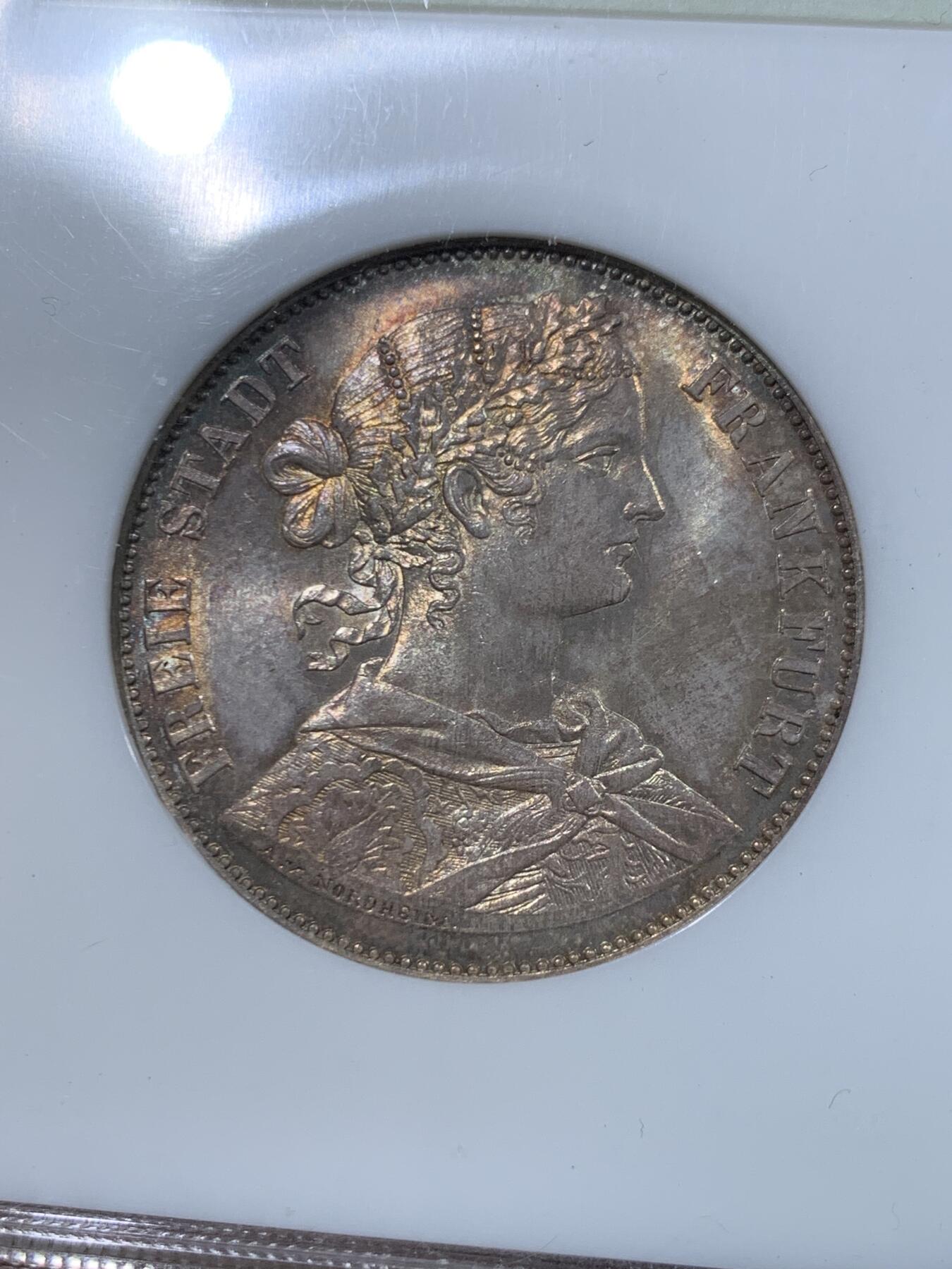 《竞宝斋》第446场 周日，周一，2场连拍 （全场包邮） NGC MS63 德国1860年法兰克福少女泰勒银币 季军分