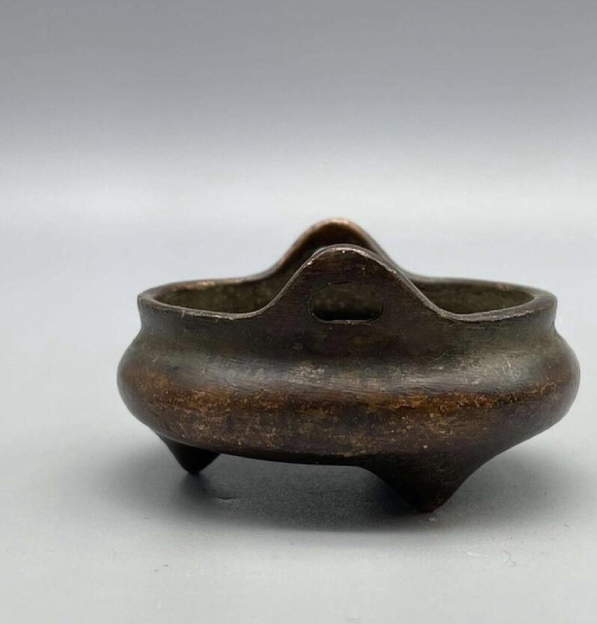 江南站杂件场 铜炉