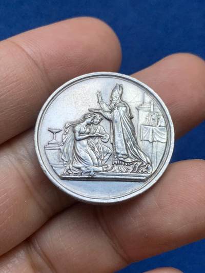 《竞宝斋》第446场 周日，周一，2场连拍 （全场包邮） - 法国婚章 1866 银标边铭 9.85克 27.3mm 边铭周圈刻字 背面花体字