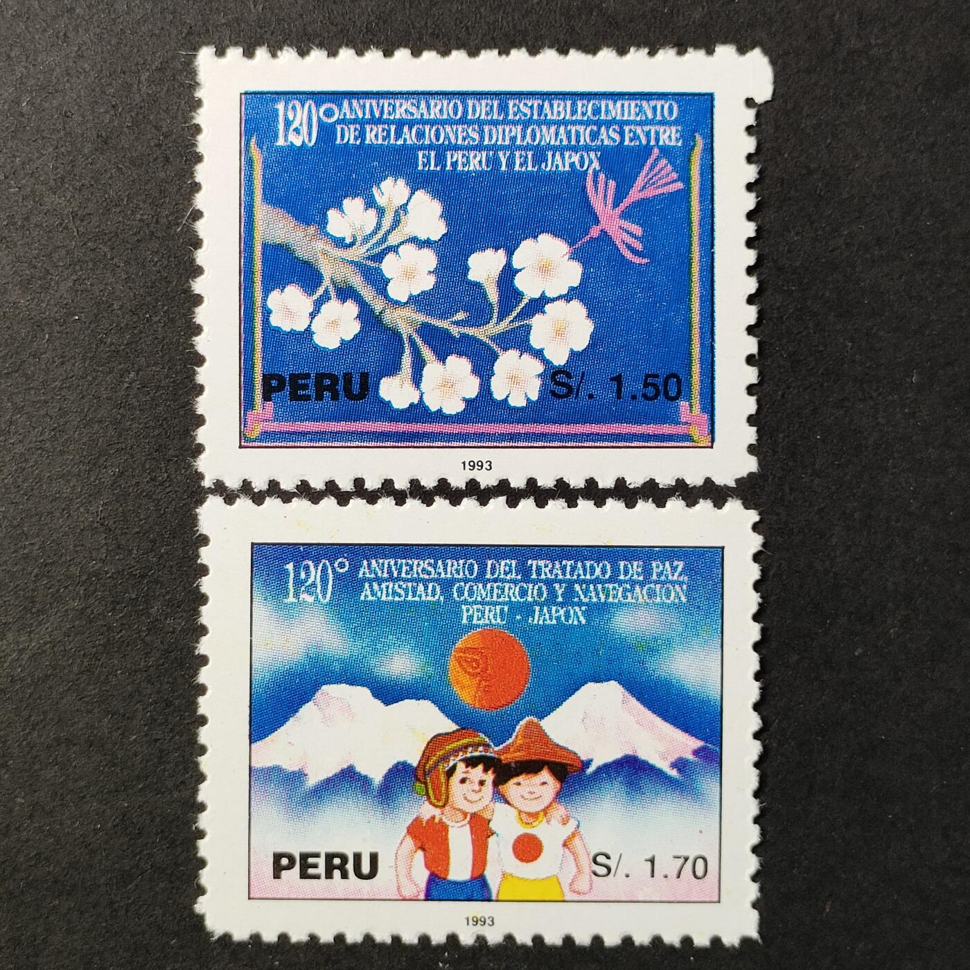 ↓君缘收藏675期☞钱币邮品↓无佣金、可寄存、满30元包邮  秘鲁邮票，1993年日本与秘鲁外交关系及友好条约120周年·樱花与蜂鸟,秘鲁和日本儿童,瓦斯卡兰山与富士山邮票2全