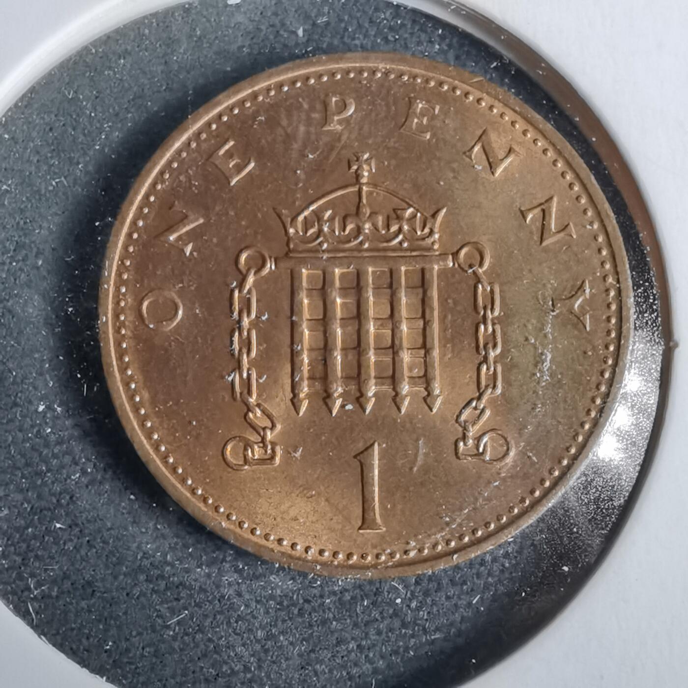 沼泽如烟--第925场 英国1983年1便士