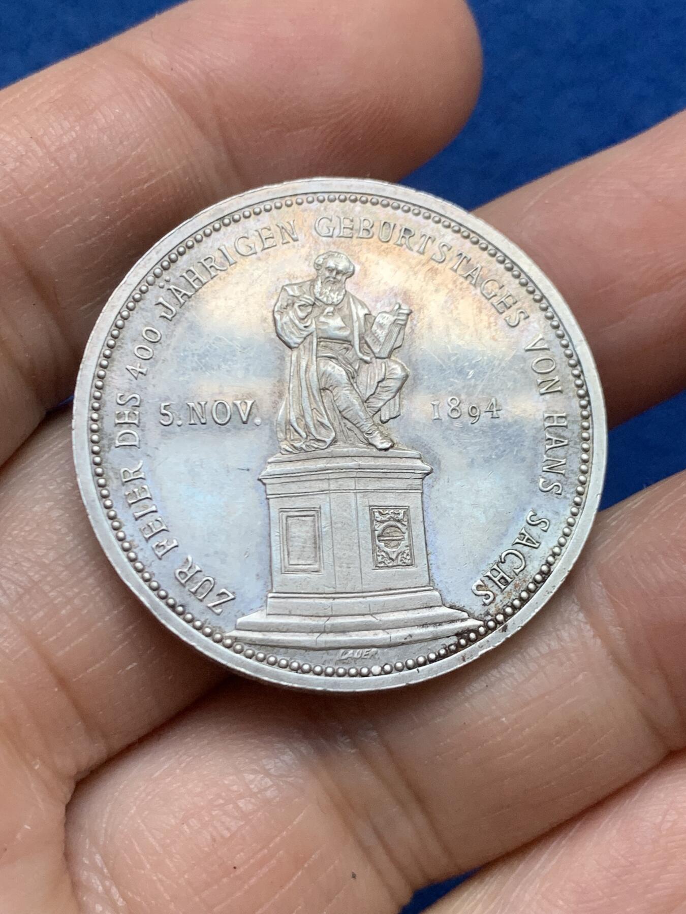 《竞宝斋》第446场 周日，周一，2场连拍 （全场包邮） 1894年德国纽伦堡工匠汉斯-萨克斯纪念城市女神银章 17.65克 33.2mm 边铭周圈刻字