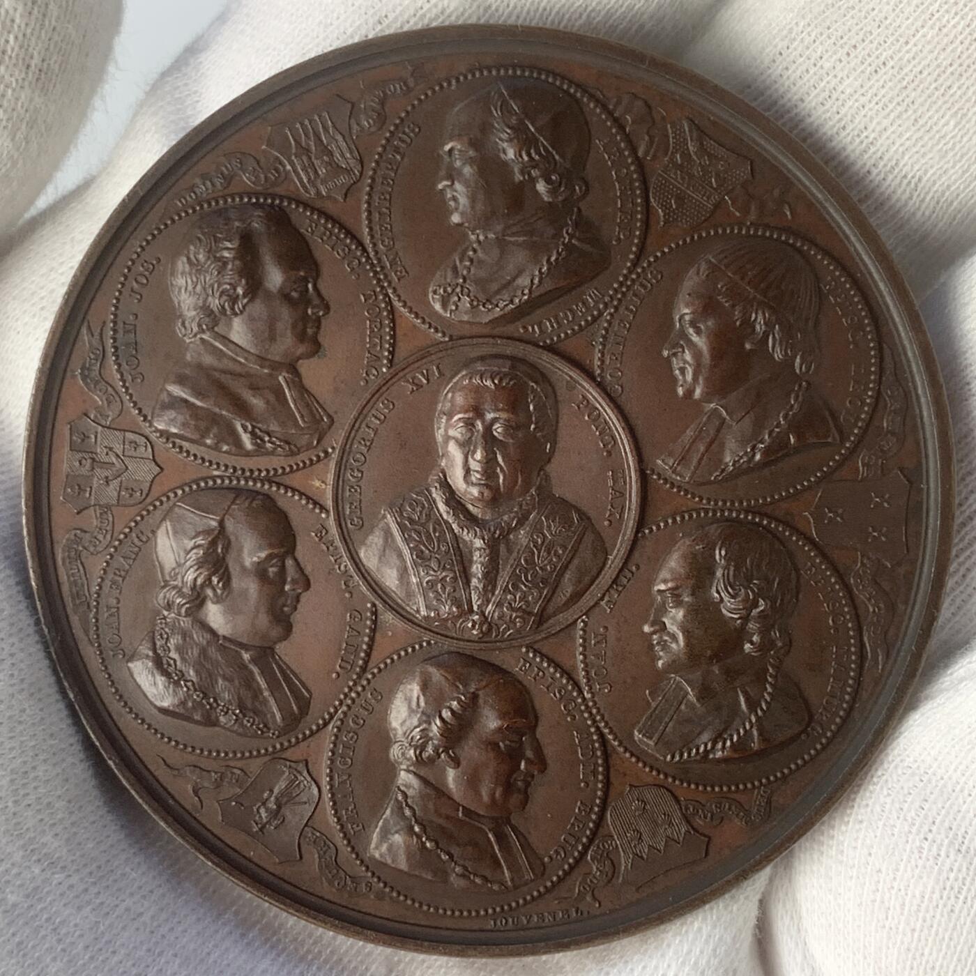 掌中浮雕-藏着的欧洲第045场 1835年意大利教皇国格里高利十六世（纪念梅赫伦天主教大学落成）大铜章 ，58mm 