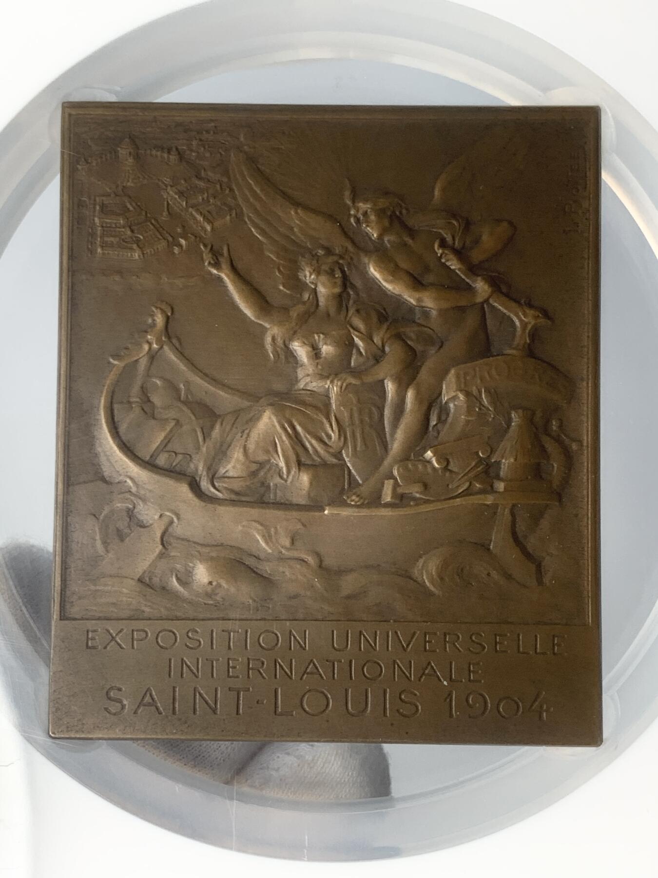 掌中浮雕-藏着的欧洲第045场 NGC MS64 : 1904年法国纪念美国圣路易斯世博会铜章 ，74 X 63mm