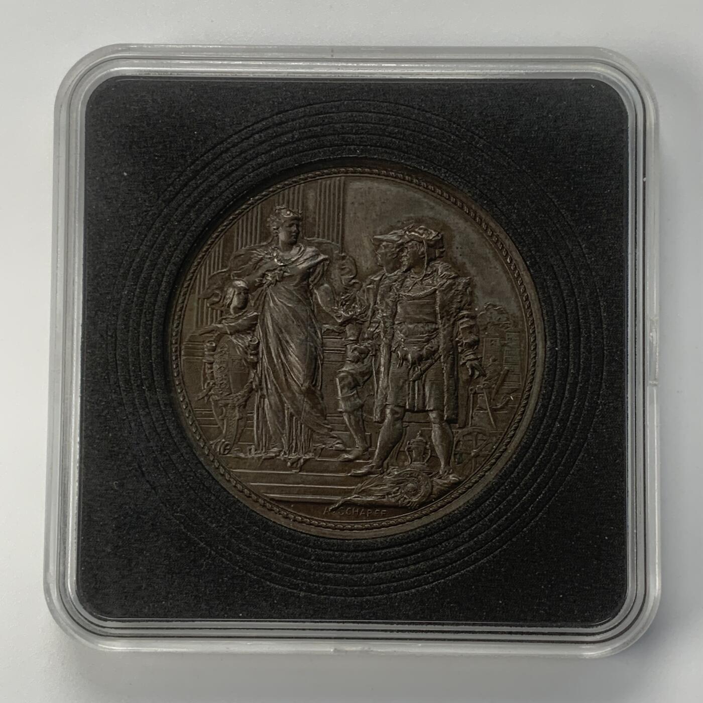 掌中浮雕-藏着的欧洲第045场 1885年奥地利克恩顿州地方展览会铜章 ，53.4mm，奥地利章牌艺术大师安东·沙夫（A.Scharff）设计作品，少见品种，送合适的亚克力盒子
