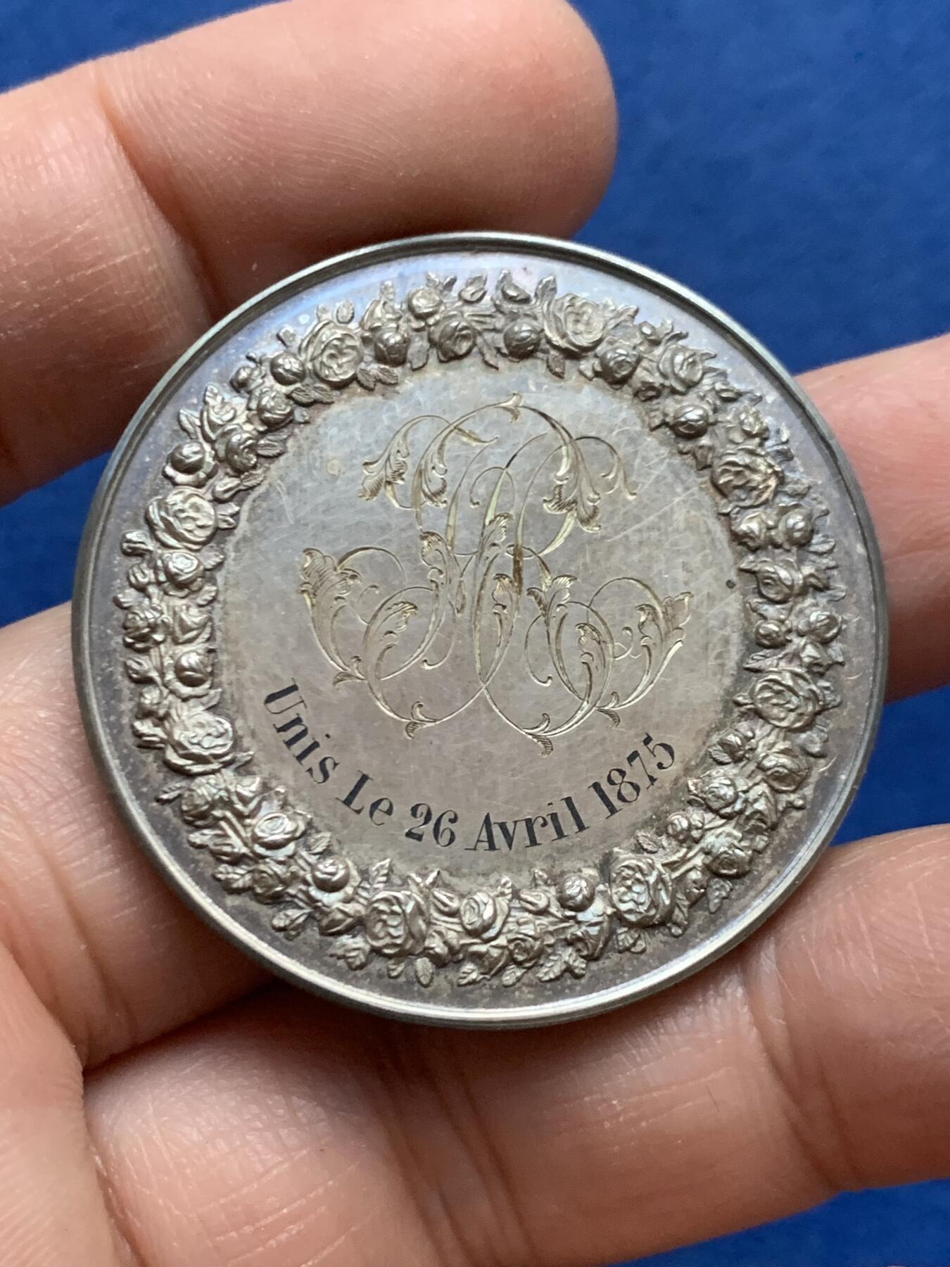 《竞宝斋》第446场 周日，周一，2场连拍 （全场包邮） 法国1875年婚礼银章 蜜蜂银标 24.35克 39.1mm 带盒