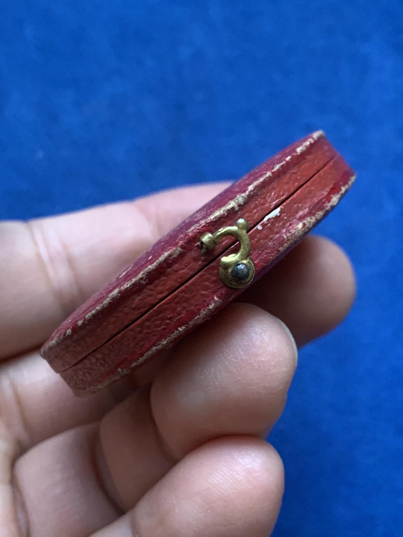 《竞宝斋》第446场 周日，周一，2场连拍 （全场包邮） 法国1875年婚礼银章 蜜蜂银标 24.35克 39.1mm 带盒