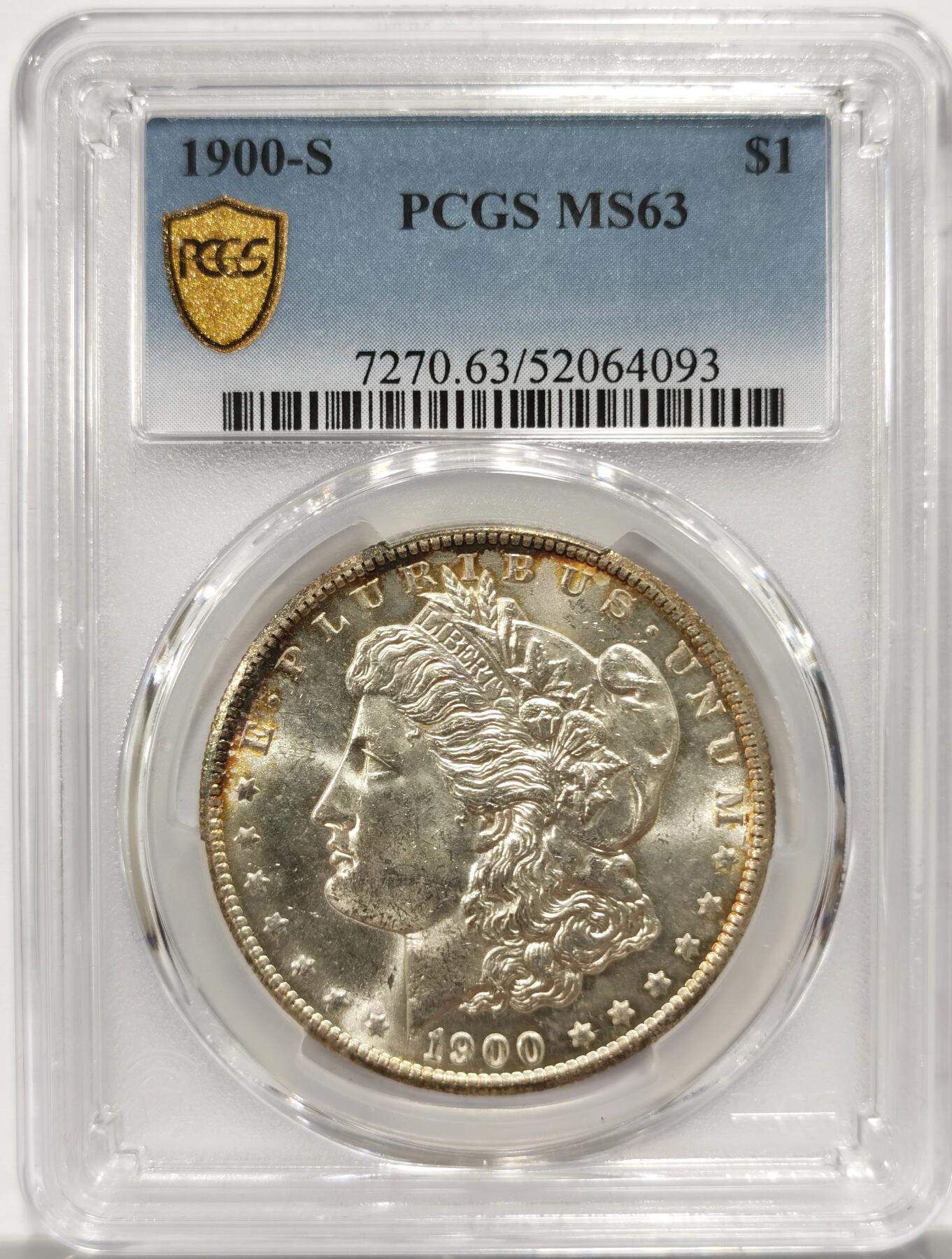 博洋堂藏家专场系列之美国钱币白金之夜专场②暨第152期（全场包邮）  PCGS MS63 美国1900 S 摩根 因铸造量少及大量钱币遭到融毁 此年份留存量很少 此枚双面环彩包浆 十字转光 麦稀奇所见最高分 难得一见的藏品 PCGS指导价为6372RMB