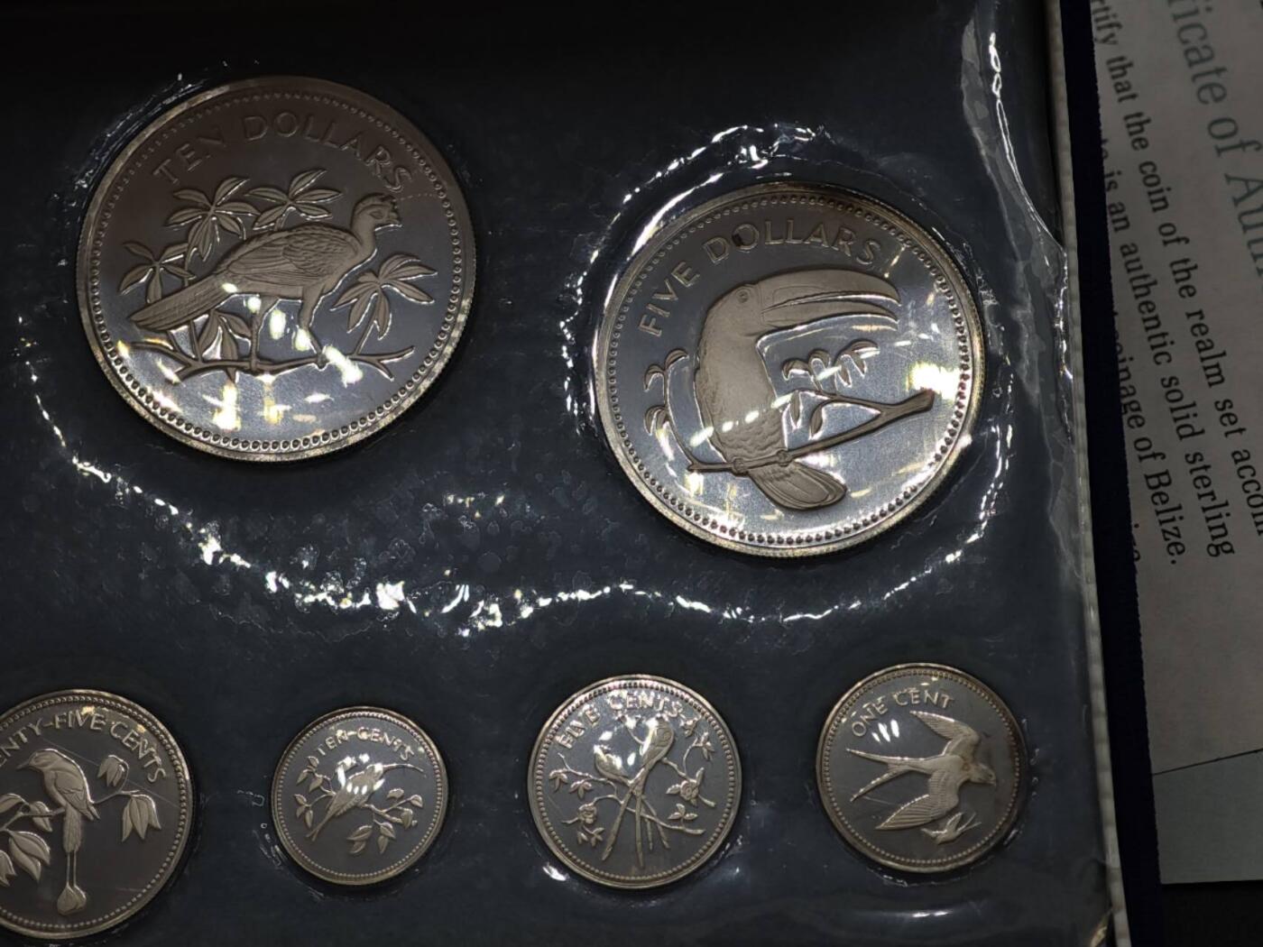 【淘币小摊】实时拍第八百二十二拍   银币套币场   满百包邮可预留二周 每周一统一发货   伯利兹1974年精制全银套币原盒原证925银102.85克银价1260