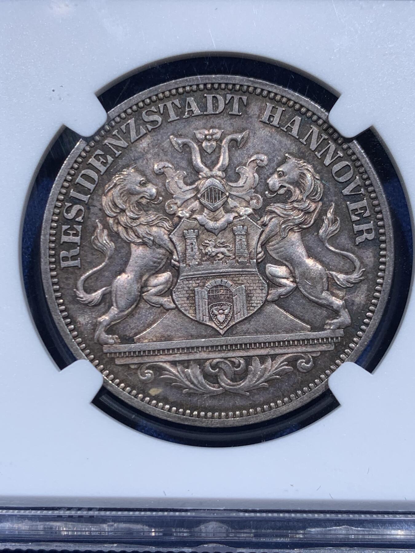 《竞宝斋》第446场 周日，周一，2场连拍 （全场包邮） NGC MS63 德国1872年汉诺威射击节女神泰勒章型银币 状态难得