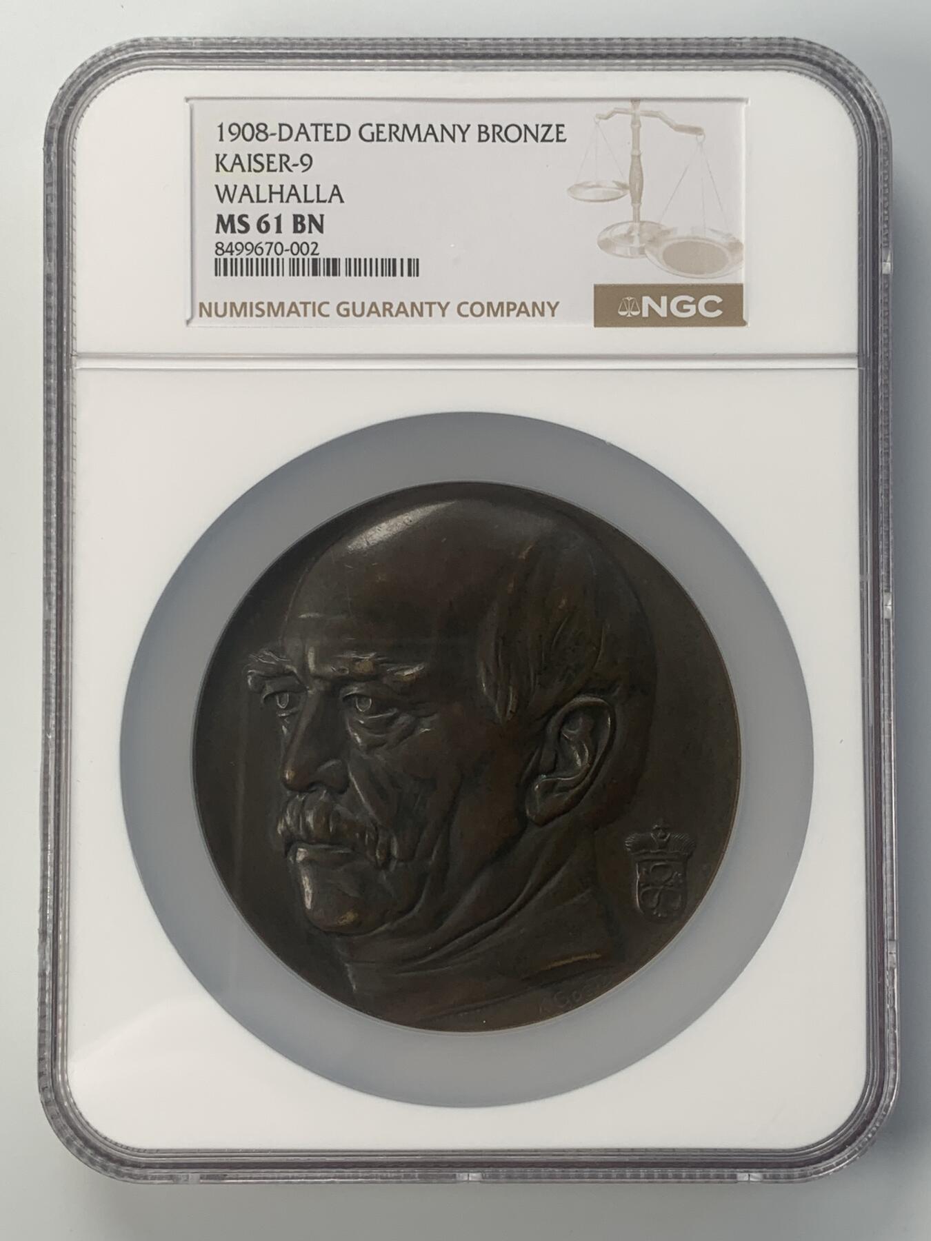 掌中浮雕-藏着的欧洲第045场 NGC MS61 : 1908年德国铁血宰相俾斯麦瓦尔哈拉神殿纪念大铜章，80mm，德国章牌大师卡尔哥茨早期作品，卡尔哥茨目录9号