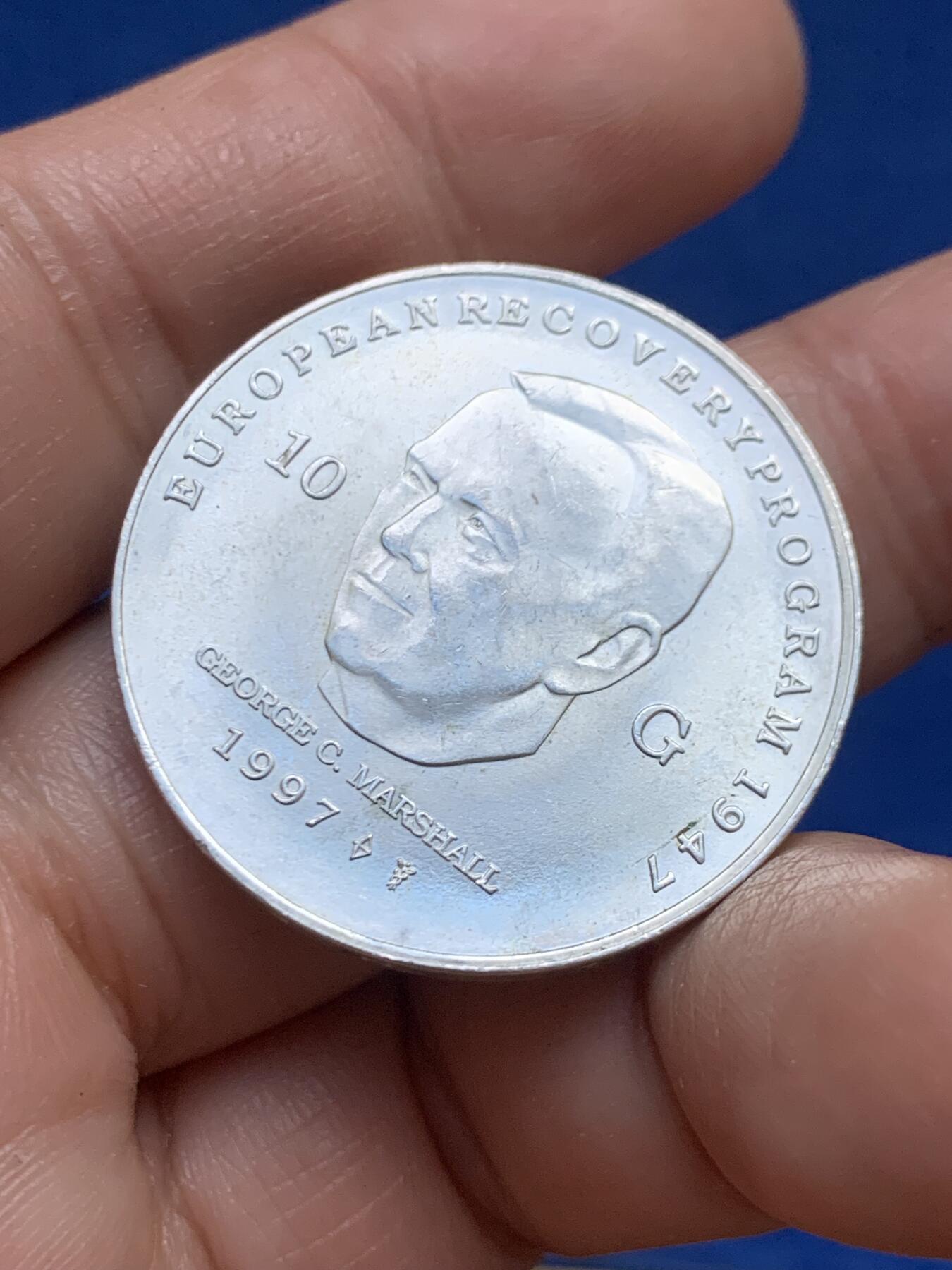 《竞宝斋》第446场 周日，周一，2场连拍 （全场包邮） 荷兰1997年马歇尔计划50周年10盾银币 800银 15克 状态好