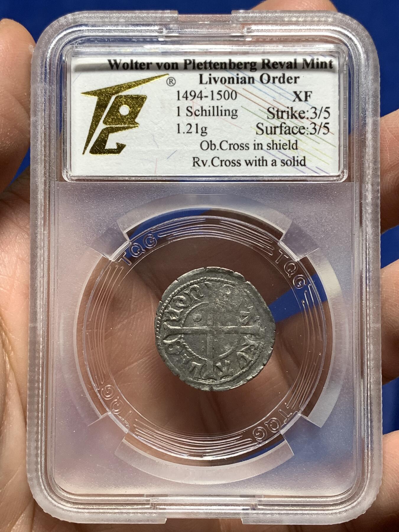 《竞宝斋》第446场 周日，周一，2场连拍 （全场包邮） TQG XF 利沃尼亚骑士团（宝剑骑士团） 1494-1500年 1先令 银币 骑士团银币 沃尔特大团长在位时期发行 打制不错 细节较好 少见品种