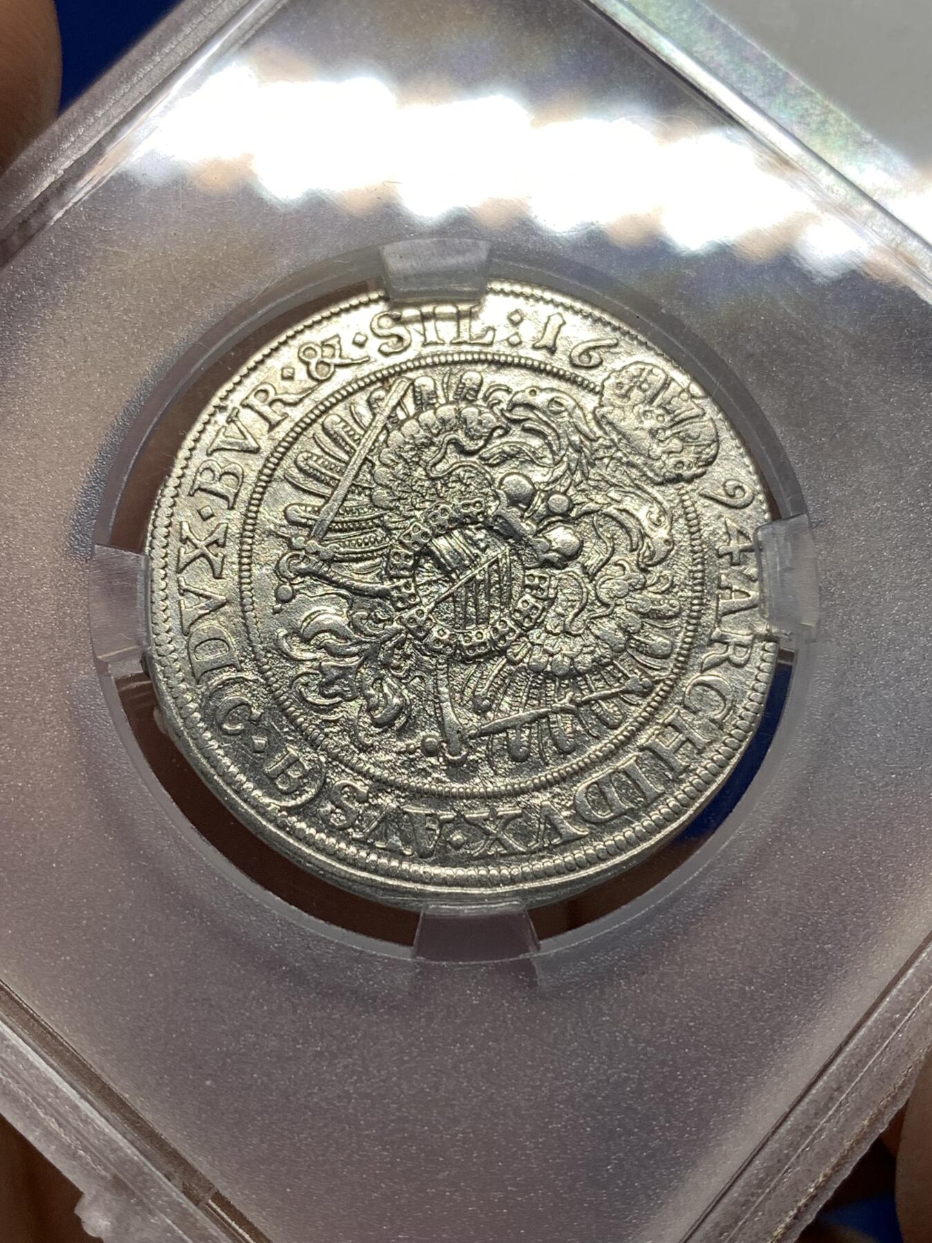 《竞宝斋》第446场 周日，周一，2场连拍 （全场包邮） TQG AUD 神圣罗马帝国 波希米亚王国 利奥波德一世 1694年 15克鲁泽打制银币 全深打 收藏一步到位 神罗币经典稀缺品种