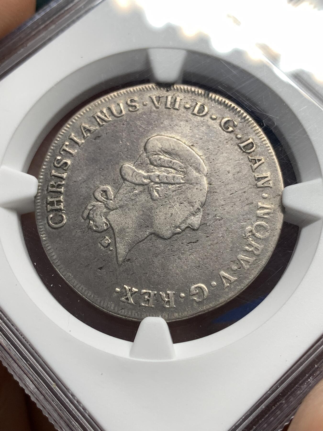 《竞宝斋》第446场 周日，周一，2场连拍 （全场包邮） NGC XFD 丹麦 石勒苏益格公国 1788年-MF 1/3达勒 银币 少见的北欧国家钱币 传世包浆 细节良好 克书参考价500美金（XF-40） 稀缺品种