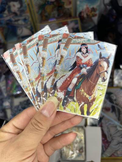 喜灰玩卡首拍第一期免佣金 - 桔梗神凰百剑行华筝三渐变加人体艺术卡共四张