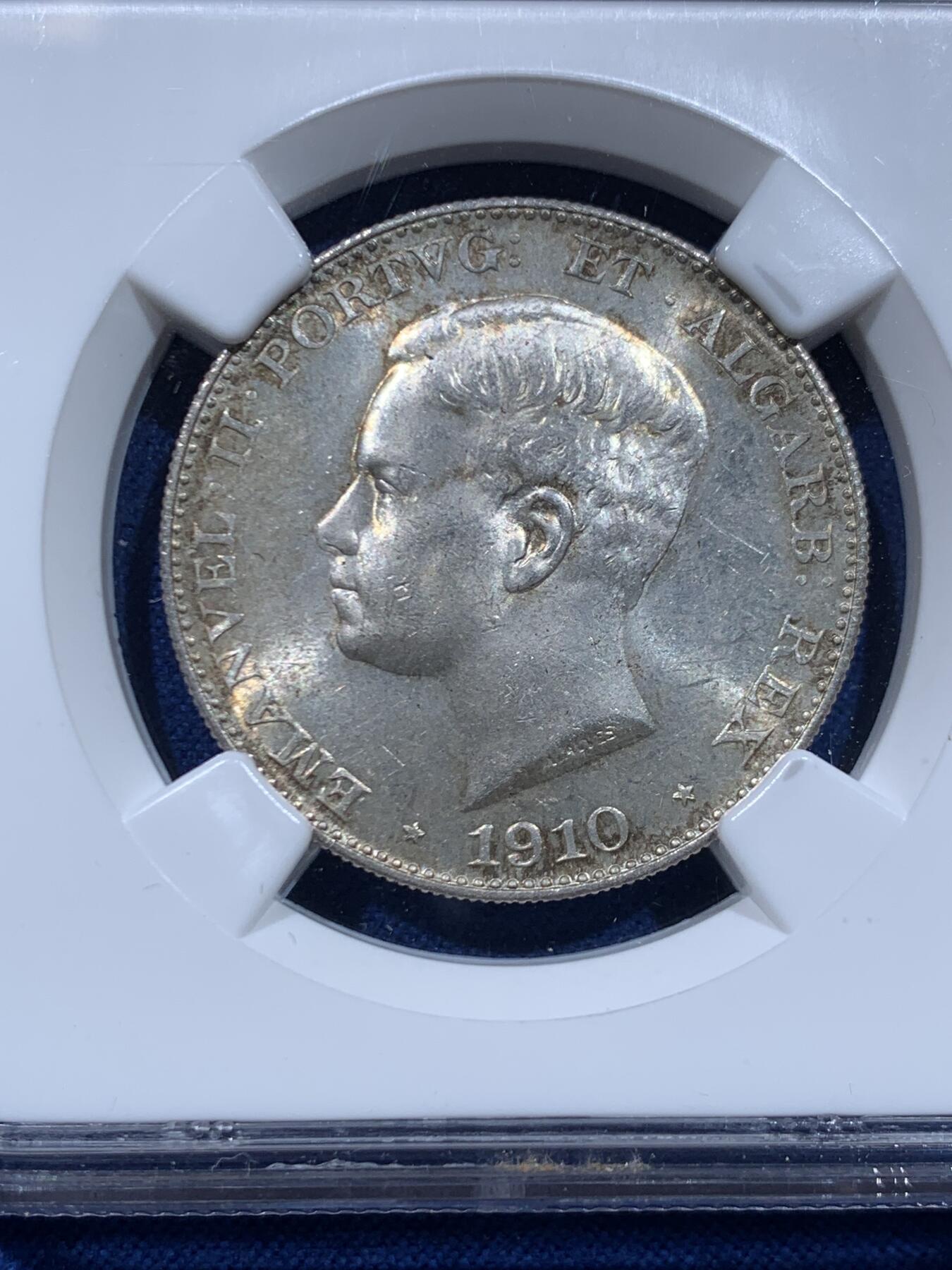 《竞宝斋》第446场 周日，周一，2场连拍 （全场包邮） NGC MS63 葡萄牙1910年半岛战争500R银币，稀少品种，末代小王子头像。淡金环彩，银光粉润，状态非常好。老N盒品质保障