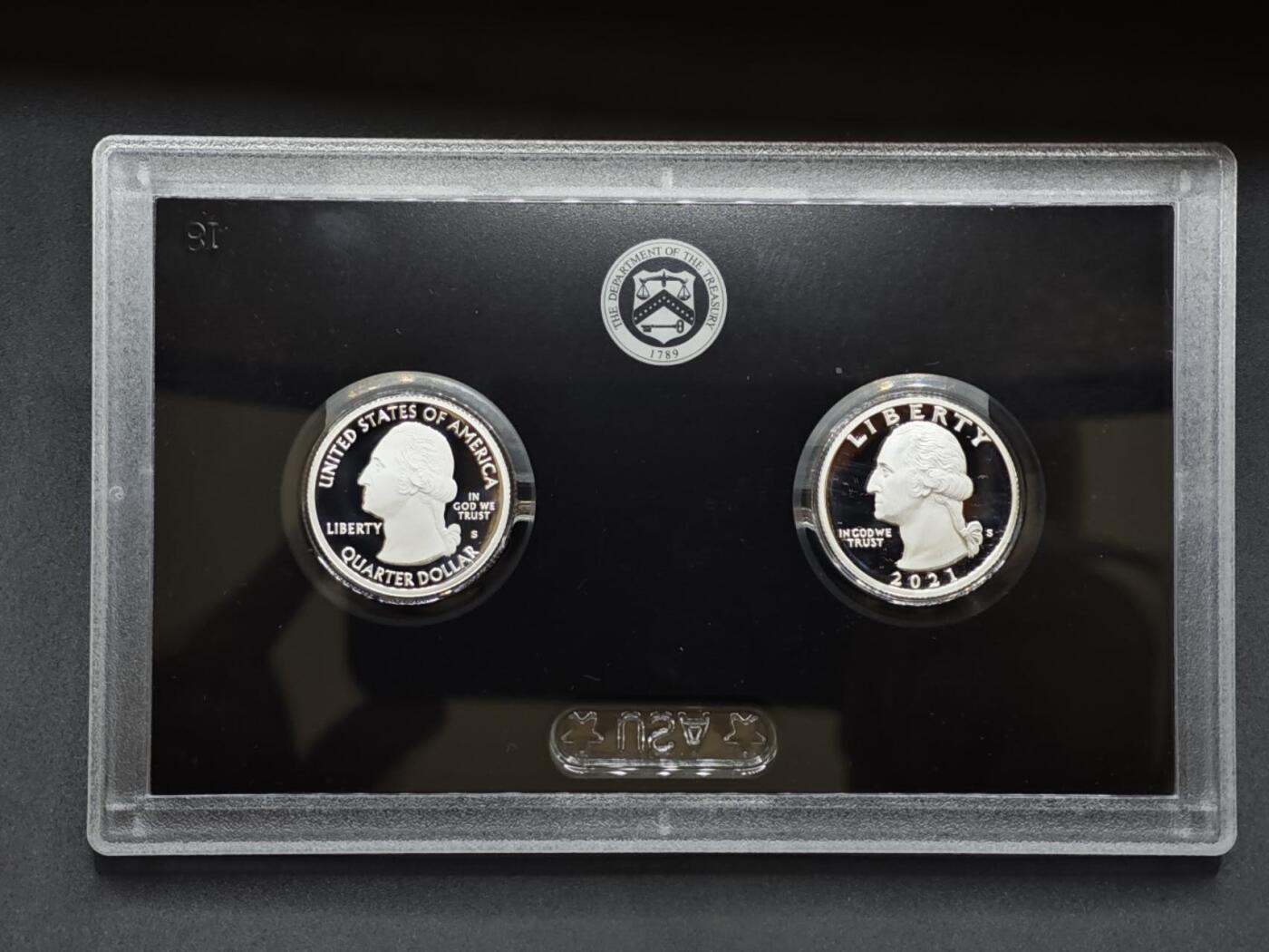 【淘币小摊】实时拍第八百二十二拍   银币套币场   满百包邮可预留二周 每周一统一发货   美国2021年“美国女性”与“开国元勋”双主题25分精制银币900银每枚6.25克银价149