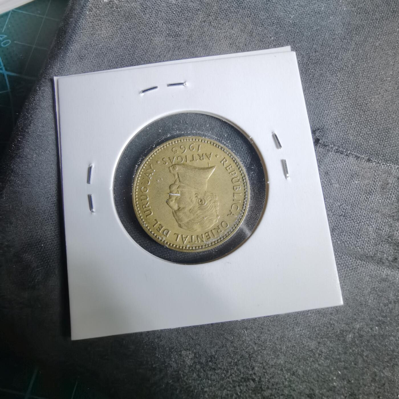 沼泽如烟--第925场 乌拉圭1965年1比索