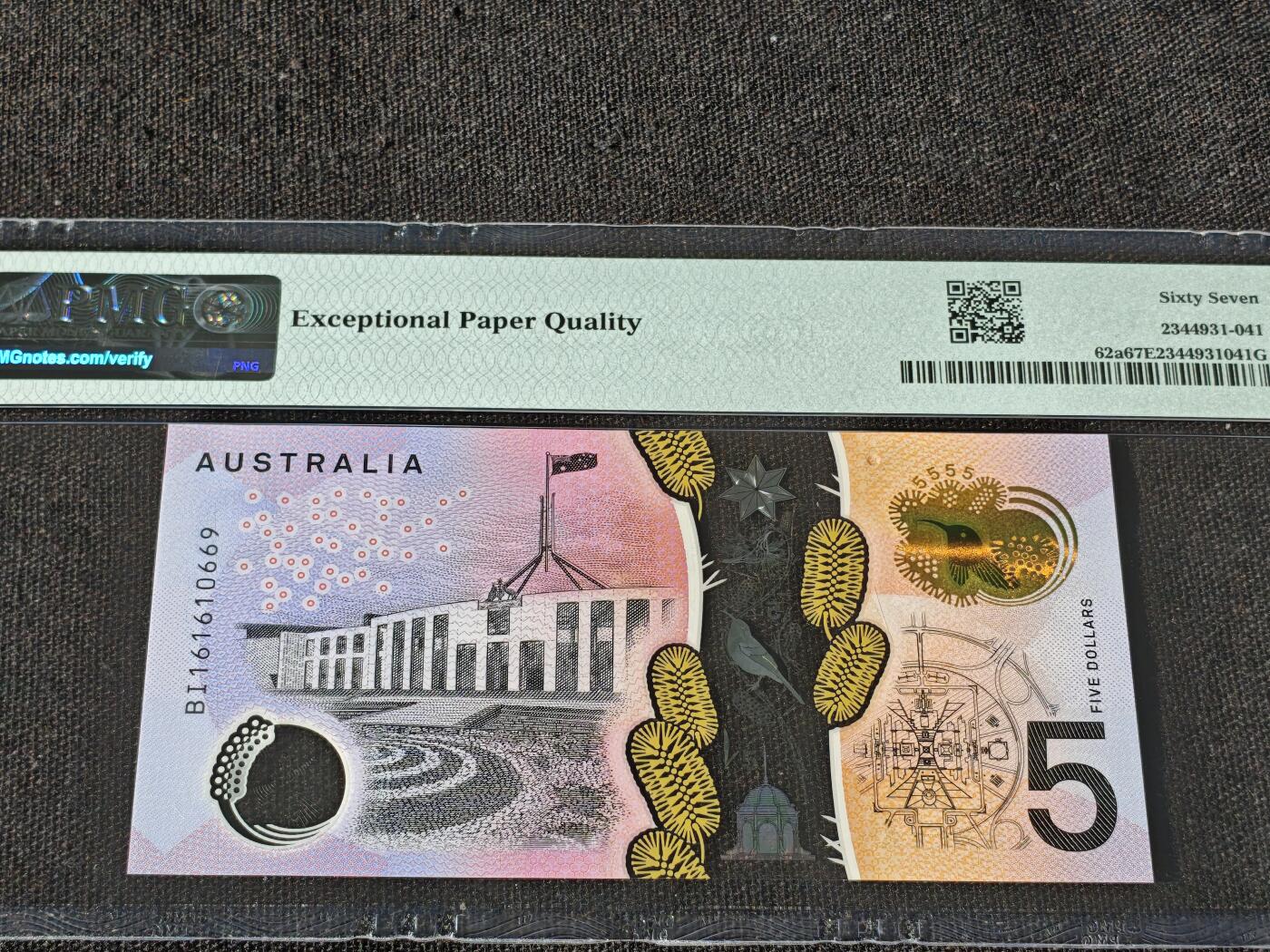 刘世昌艺术品销售中心～虎踞龙蟠*金杨在线联拍群第511期 澳大利亚2016年5元【倒置号】（PMG 67E 号码：BI161610669）1枚。