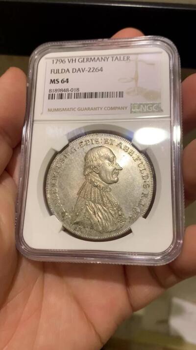 《竞宝斋》第446场 周日，周一，2场连拍 （全场包邮） 季军分 NGC MS64 德国 富尔达主教区 1796年 1泰勒大银币 少见泰勒版本 高点俱在 底板也很不错