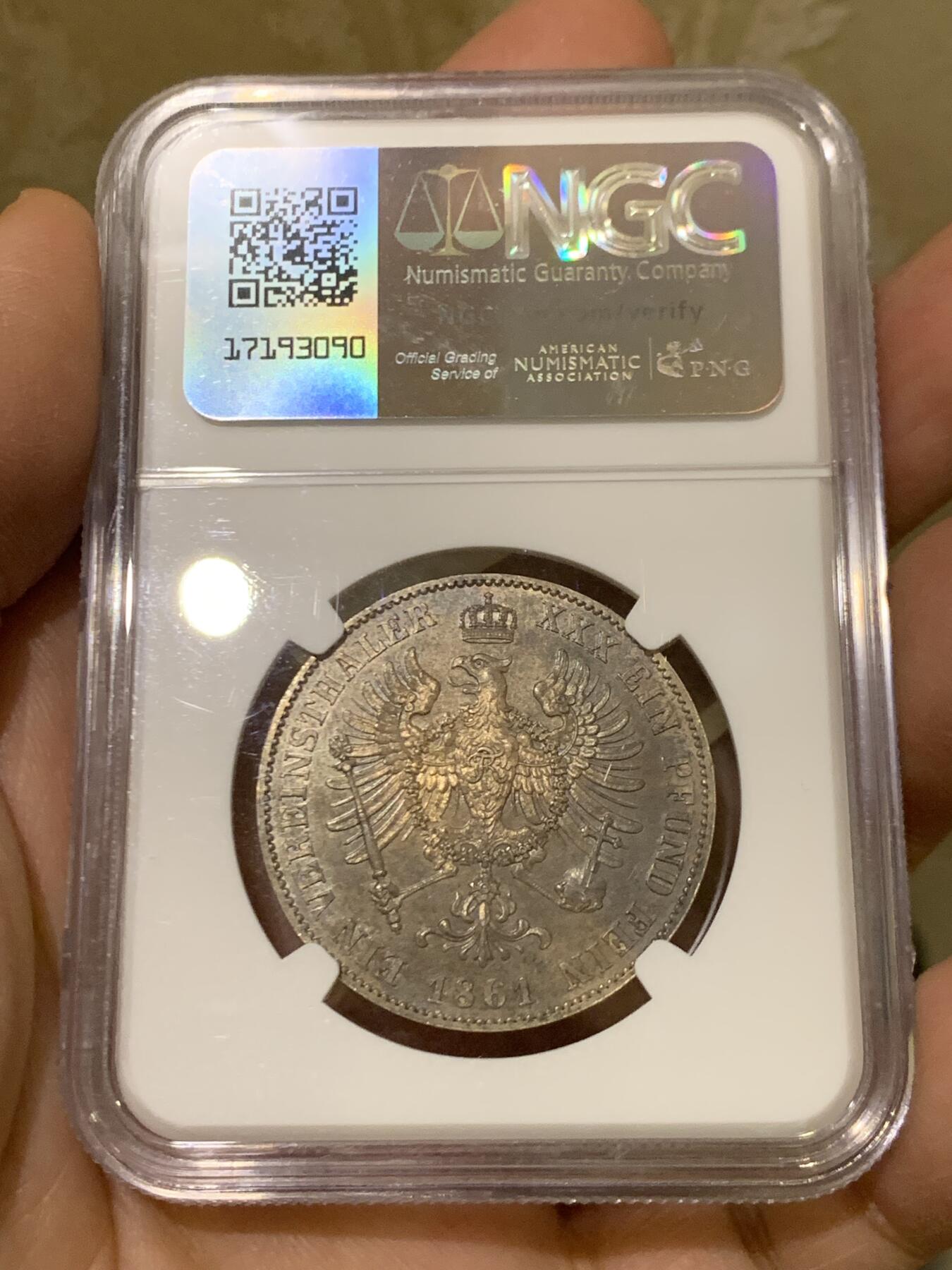 《竞宝斋》第446场 周日，周一，2场连拍 （全场包邮） NGC MS62 德国1861A普鲁士威廉四世-洋葱头1泰勒离冠鹰银币 季军分 好品