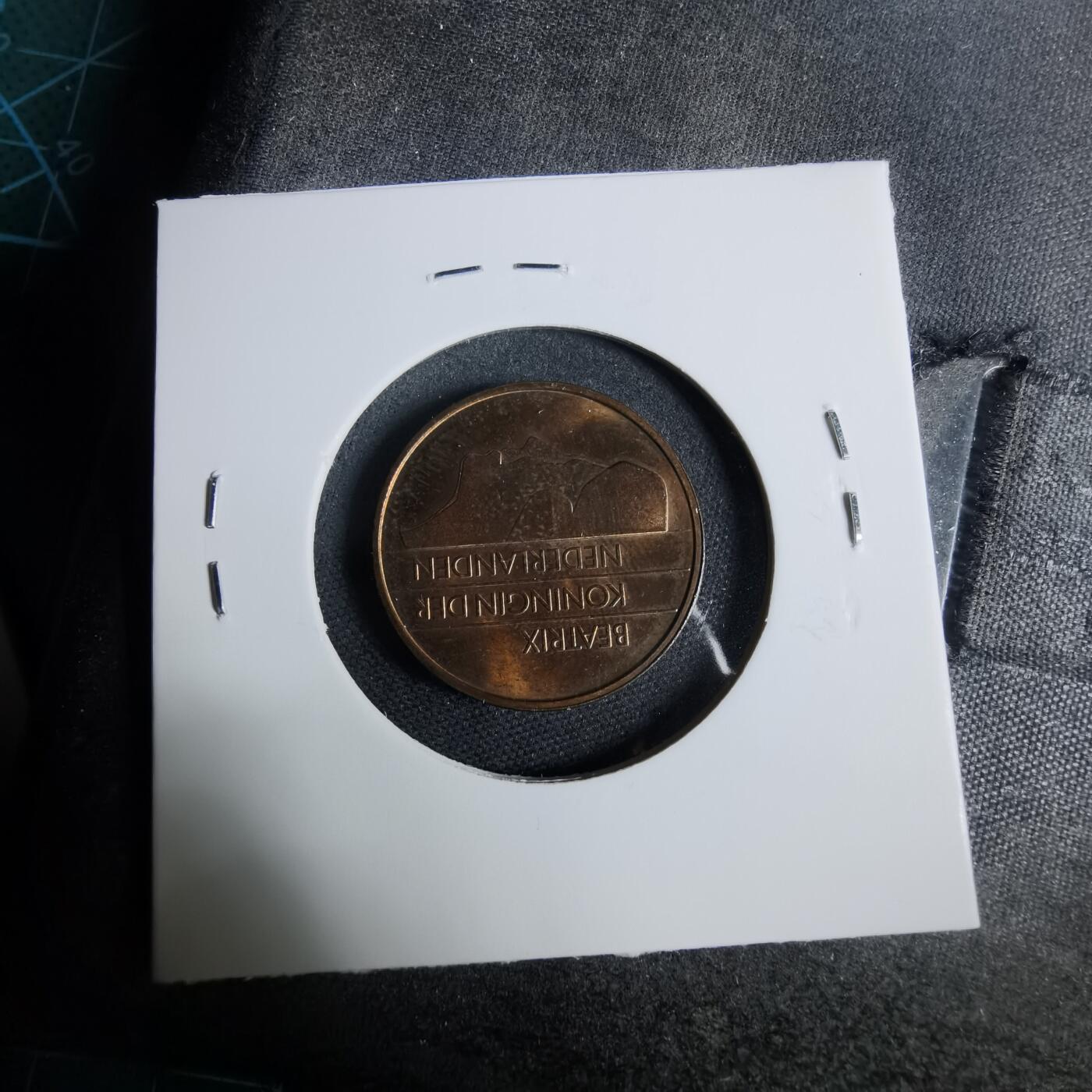 沼泽如烟--第925场 荷兰1985年五分