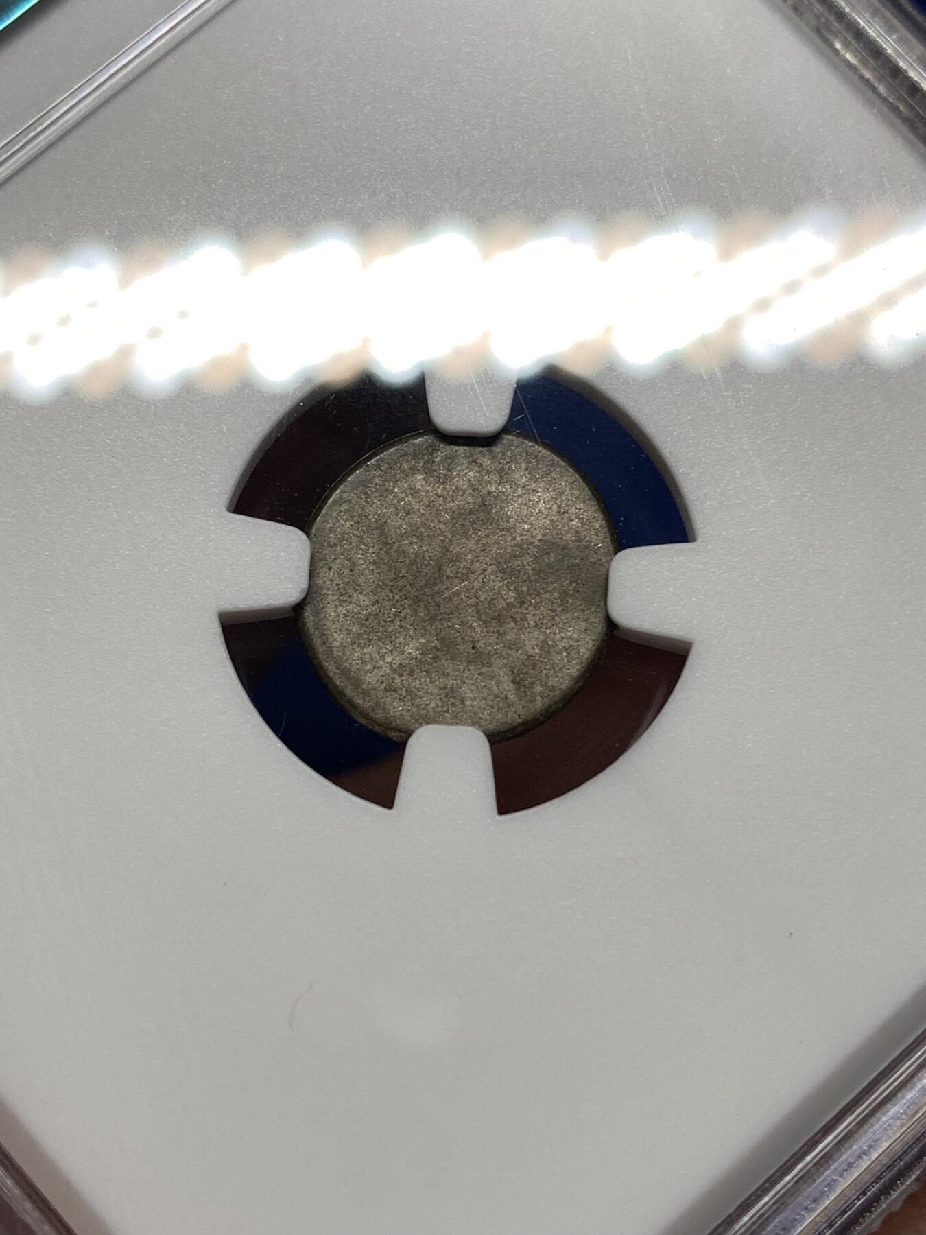 《竞宝斋》第446场 周日，周一，2场连拍 （全场包邮） NGC AU58 柬埔寨1600年-1860年神鸟2PE银币，打制上佳，带光美品。