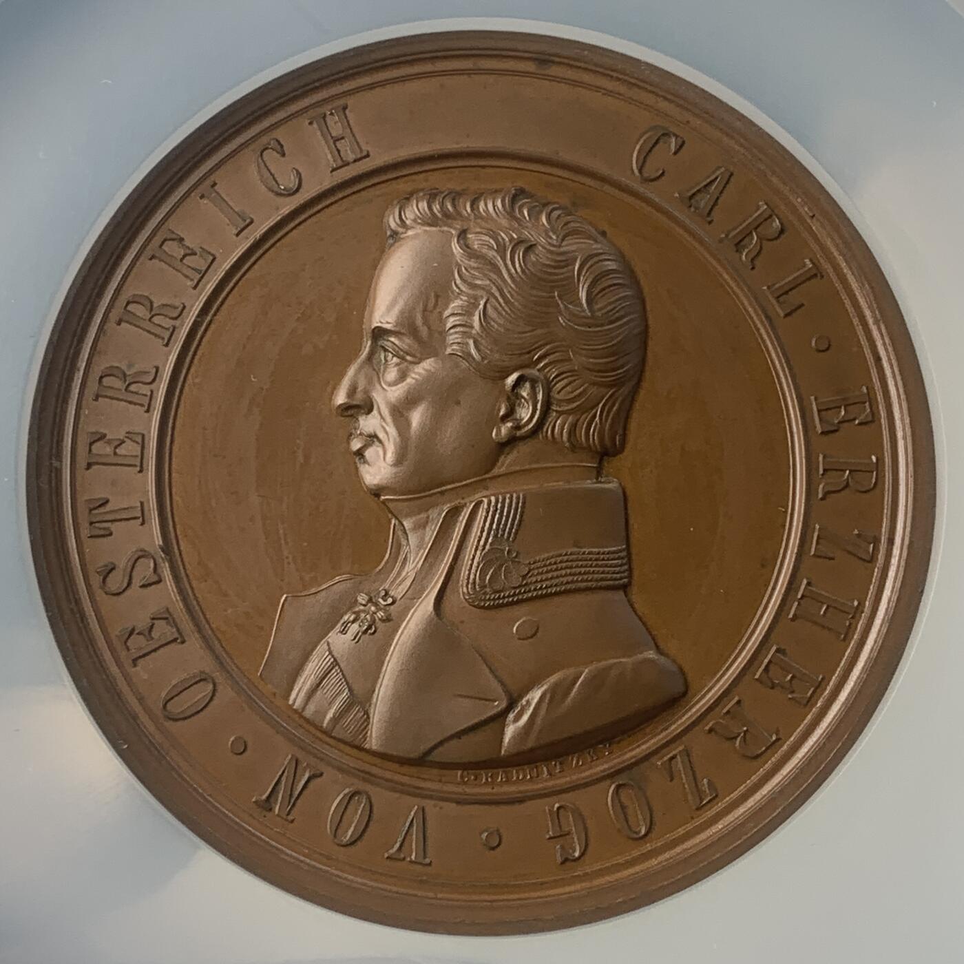 掌中浮雕-藏着的欧洲第045场 NGC MS64 : 1860年奥匈帝国卡尔大公纪念碑揭幕铜章，64mm