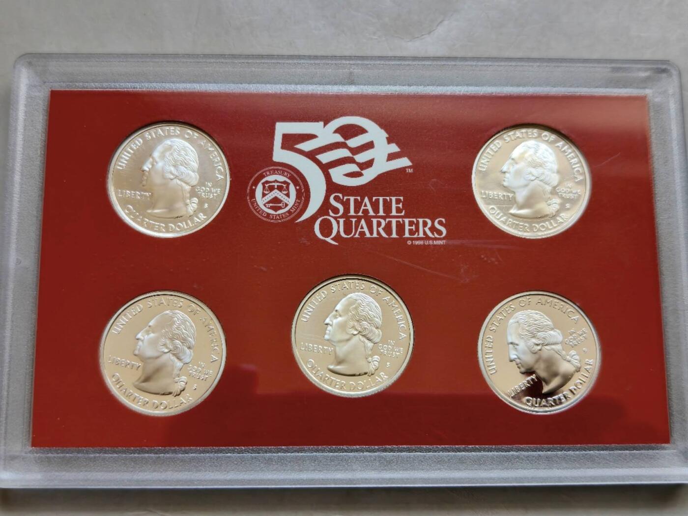 2005年美国州币25美分银币套装 加州，西弗吉尼亚，明尼苏达，俄勒冈，堪萨斯 基本全新，轻微氧化痕迹