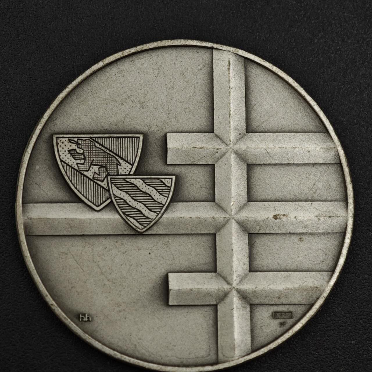 【淘币小摊】实时拍第八百二十二拍   银币套币场   满百包邮可预留二周 每周一统一发货   1970年瑞士伯尔尼州体操节纪念银章900银重15克 银价179