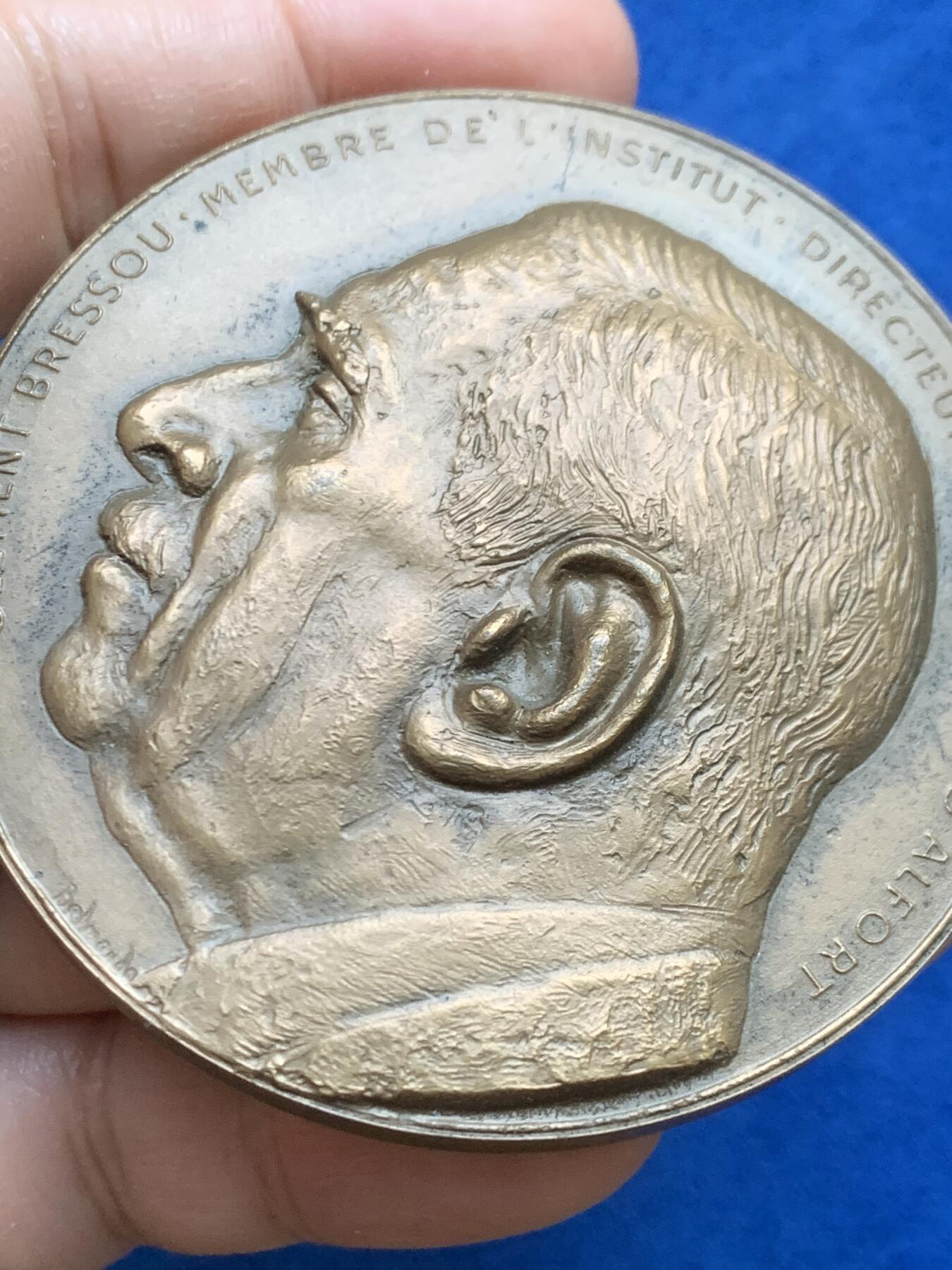 《竞宝斋》第446场 周日，周一，2场连拍 （全场包邮） 法国知名兽医大铜章 1971 丰饶角铜标 直径67.6mm 重量179.7g