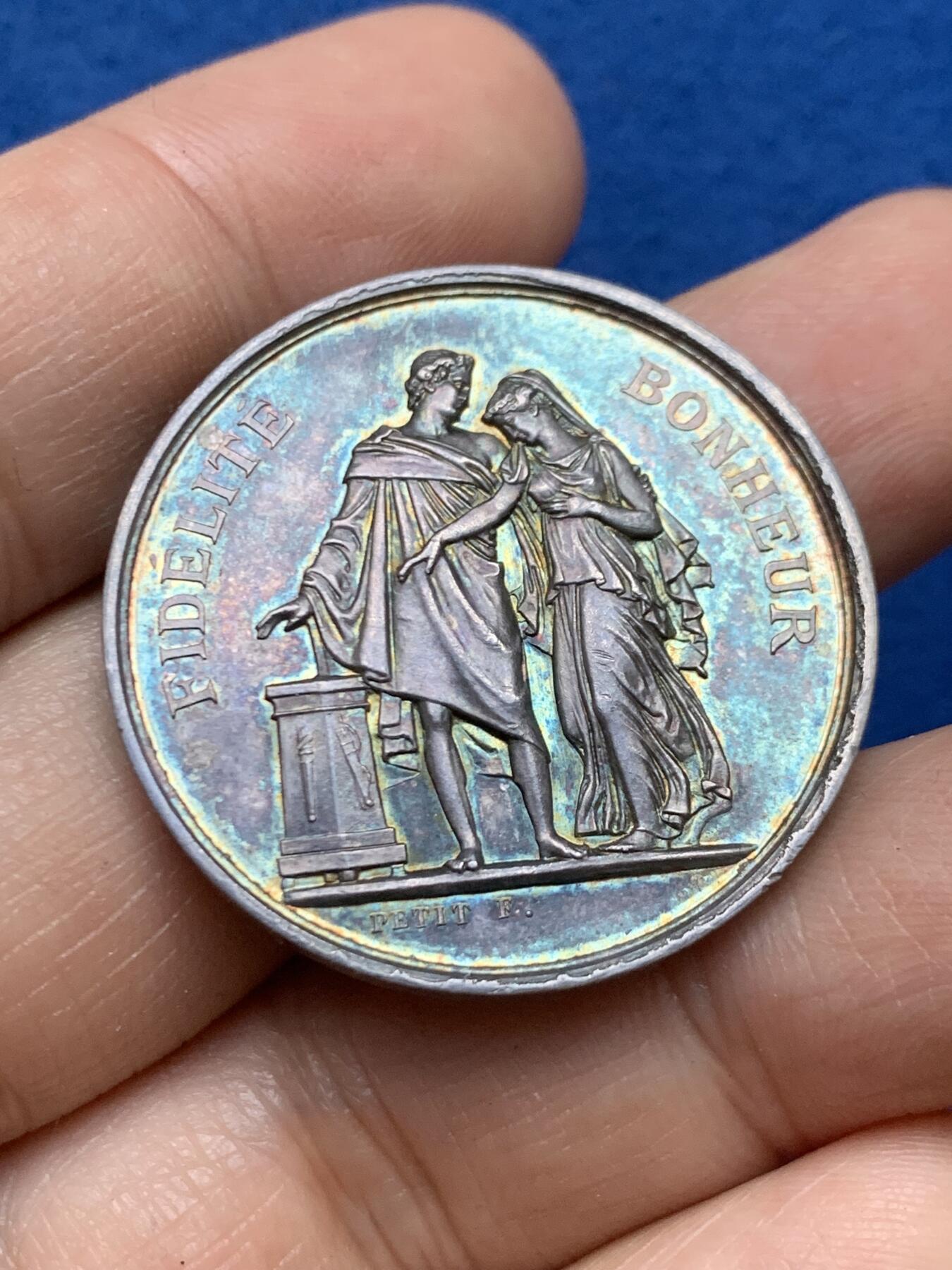 《竞宝斋》第446场 周日，周一，2场连拍 （全场包邮） 法国婚姻纪念银章 33.8mm 16.05克 1878 蜜蜂银标 边铭周圈刻字 背面花体字好看