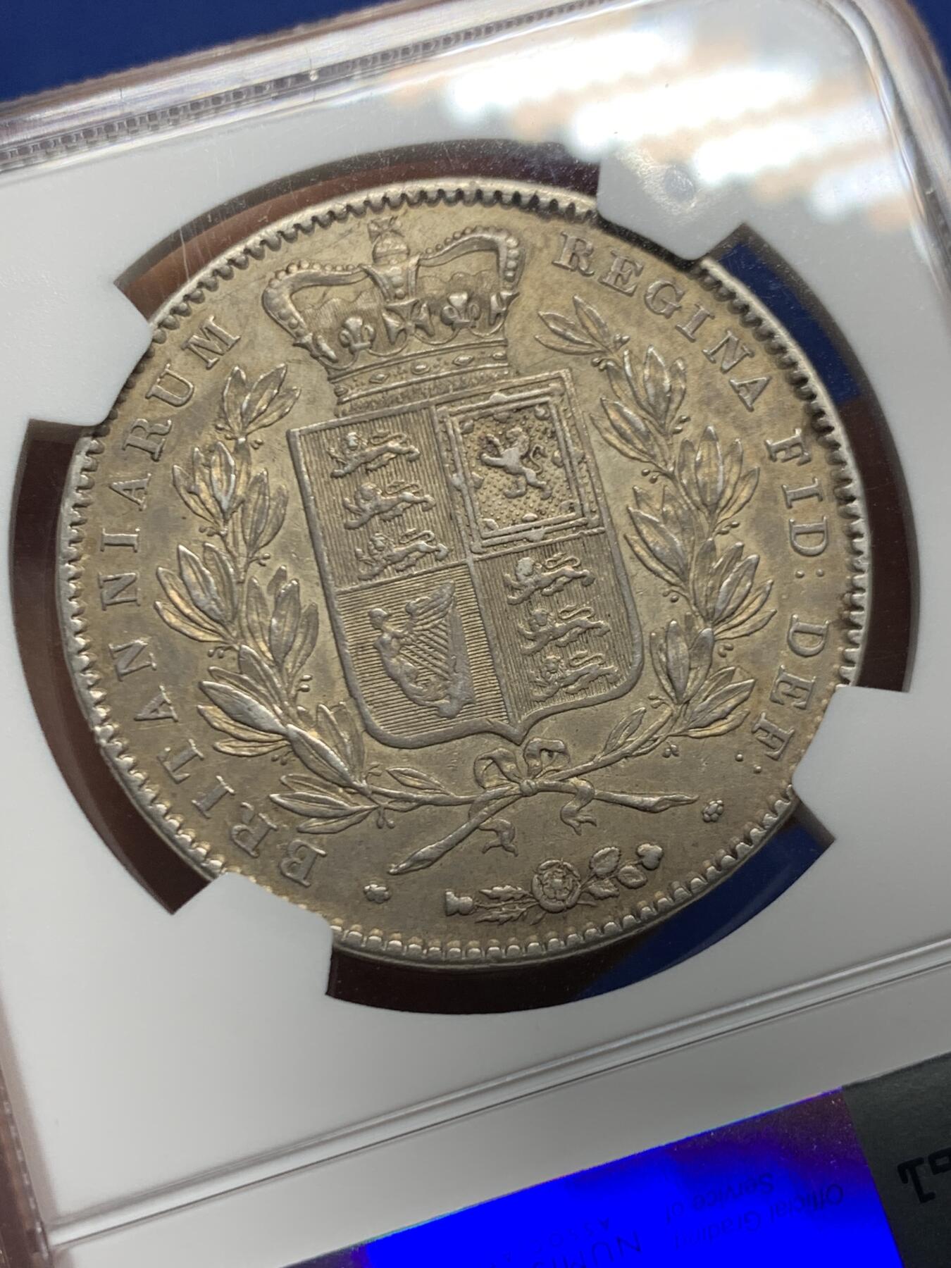 《竞宝斋》第446场 周日，周一，2场连拍 （全场包邮） NGC AUD 英国1844年小维克朗，英系经典，人像在au中都属于好品，金色包浆超美，一个小磕，错过不再有。