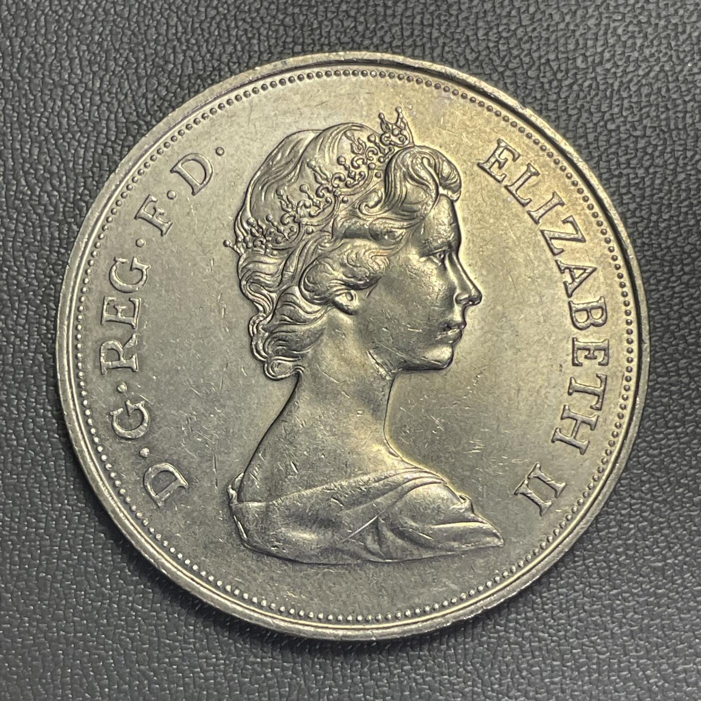 回流1208 英国1972年伊丽莎白二世与菲利普亲王银婚克朗型纪念币 25便士