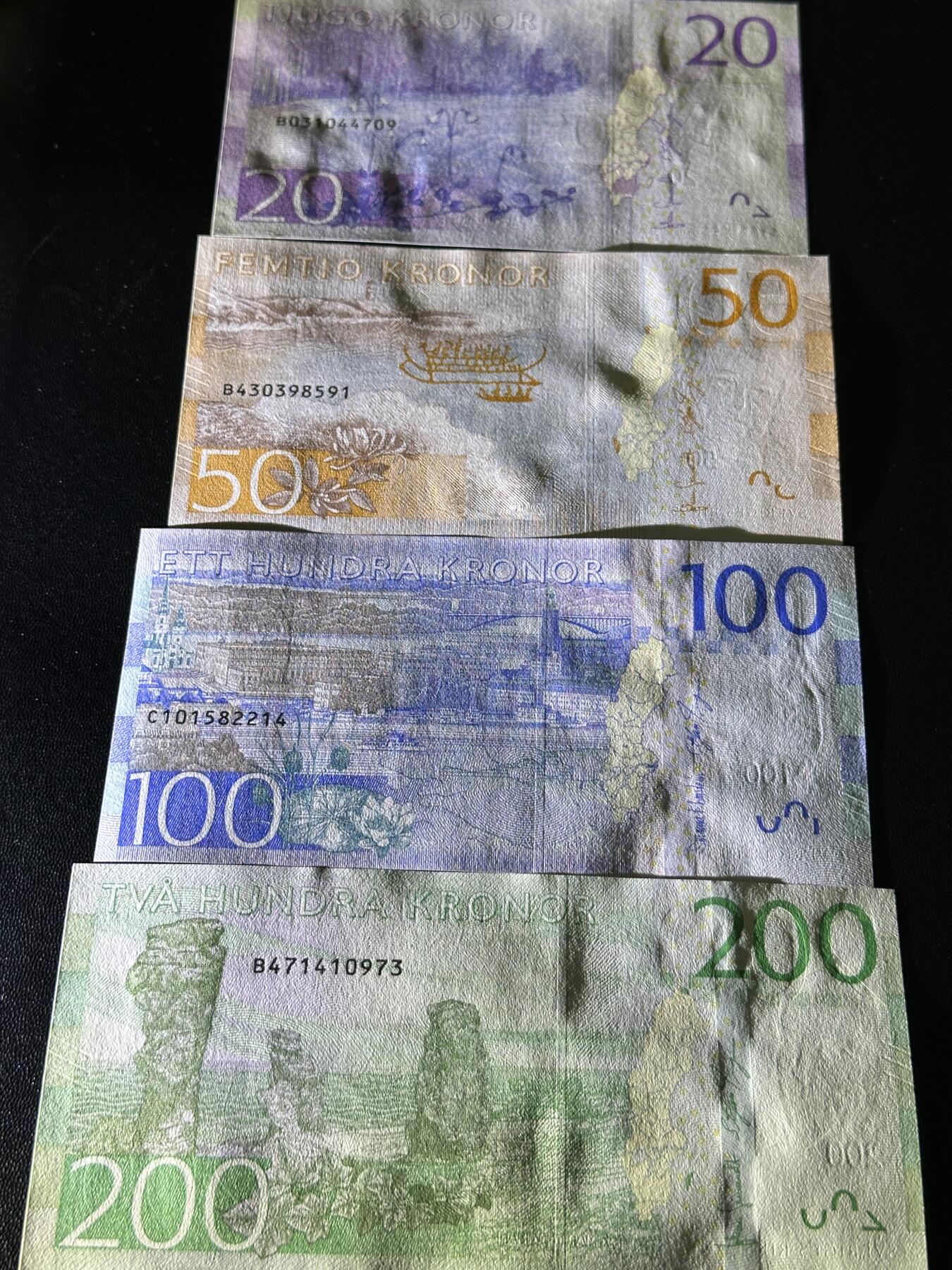 《外钞收藏家》第五百九十二期（精选场）（本平台长期征集拍品、欢迎藏友们联系合作） 瑞典新版20/50/100/200克朗4张小套（绝品，其中20克朗发行量低）	绝品