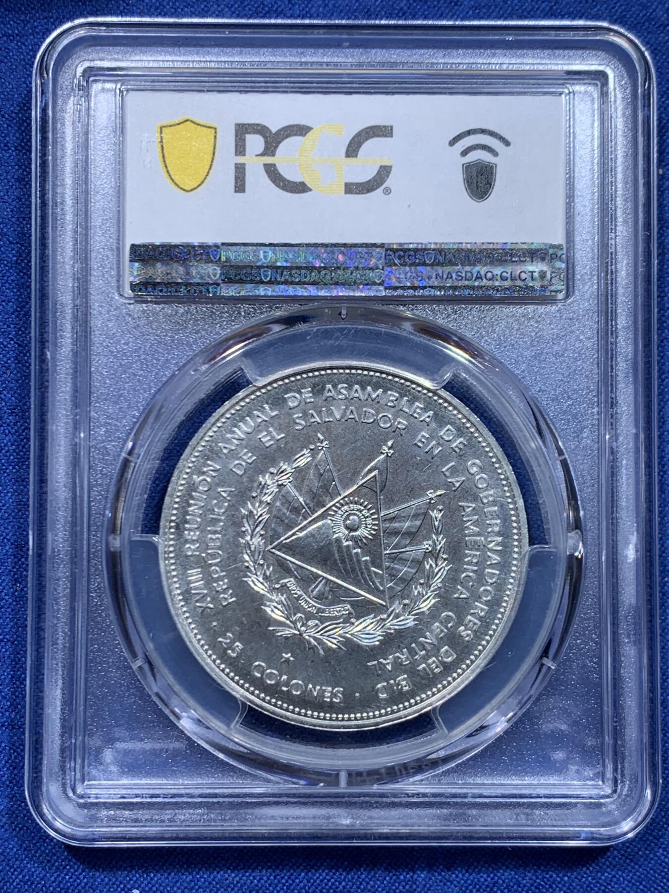 《竞宝斋》第446场 周日，周一，2场连拍 （全场包邮） PCGS MS66 萨尔瓦多1977年第18届IADB理事大会25科隆银币，900银，25克，发行量2000，美洲太阳脸，稀少品种。