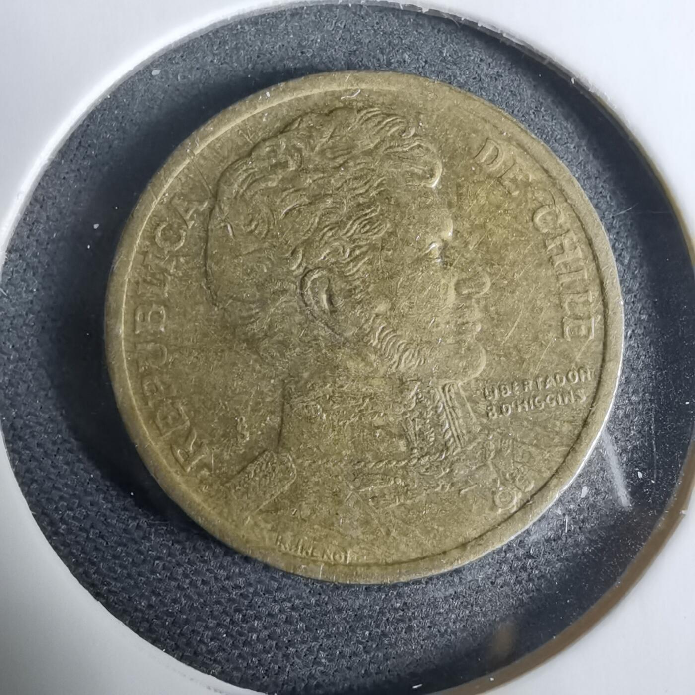 沼泽如烟--第925场 智利2005年10比索