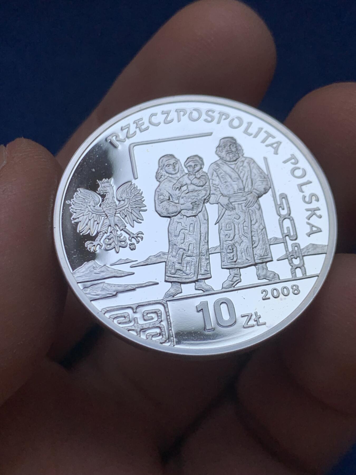 《竞宝斋》第446场 周日，周一，2场连拍 （全场包邮） 2008年波兰发行旅行家“毕苏斯基”精制10zl纪念银币（14.1克/32mm/925银）