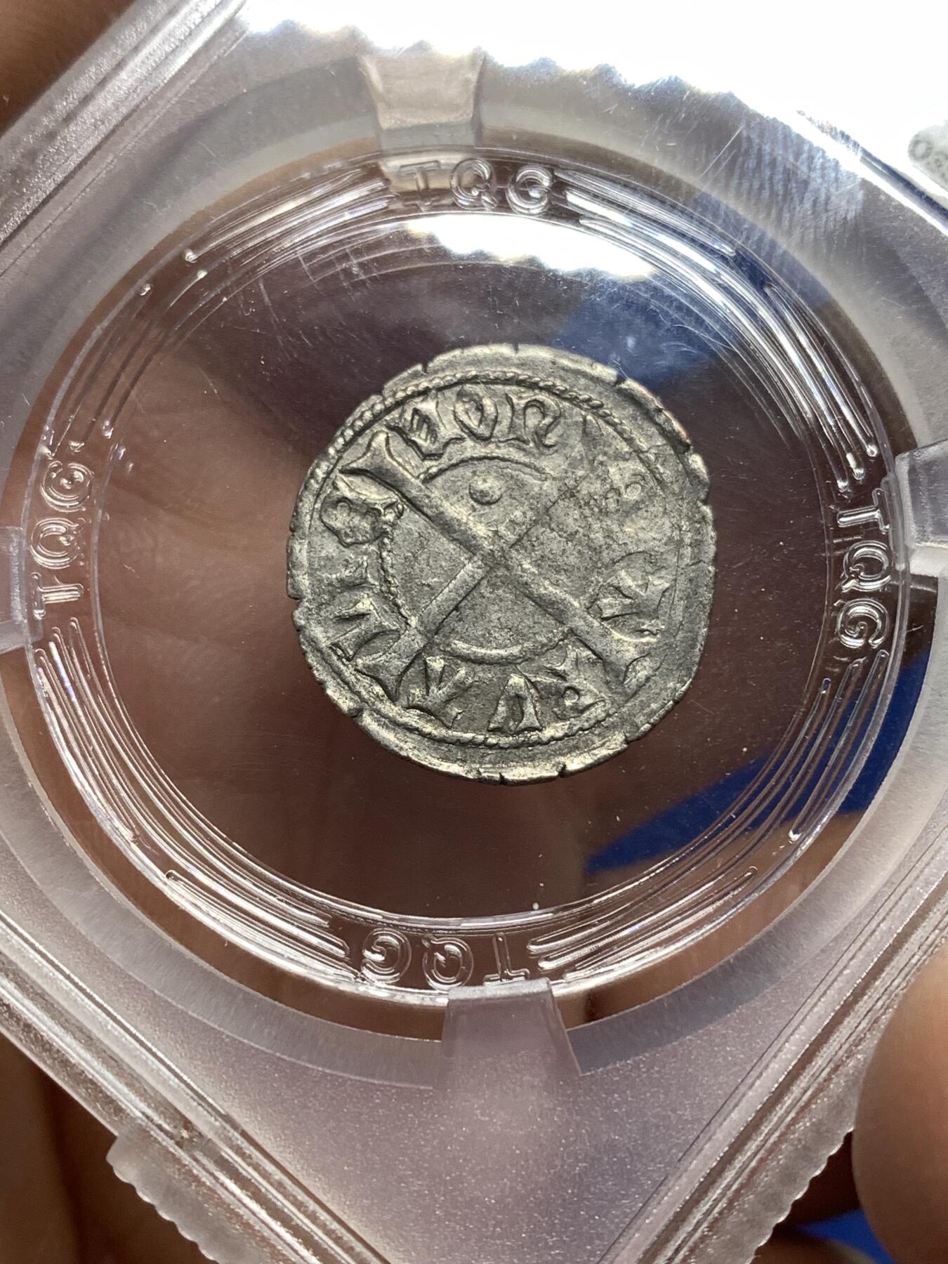 《竞宝斋》第446场 周日，周一，2场连拍 （全场包邮） TQG XF 利沃尼亚骑士团（宝剑骑士团） 1494-1500年 1先令 银币 骑士团银币 沃尔特大团长在位时期发行 打制不错 细节较好 少见品种