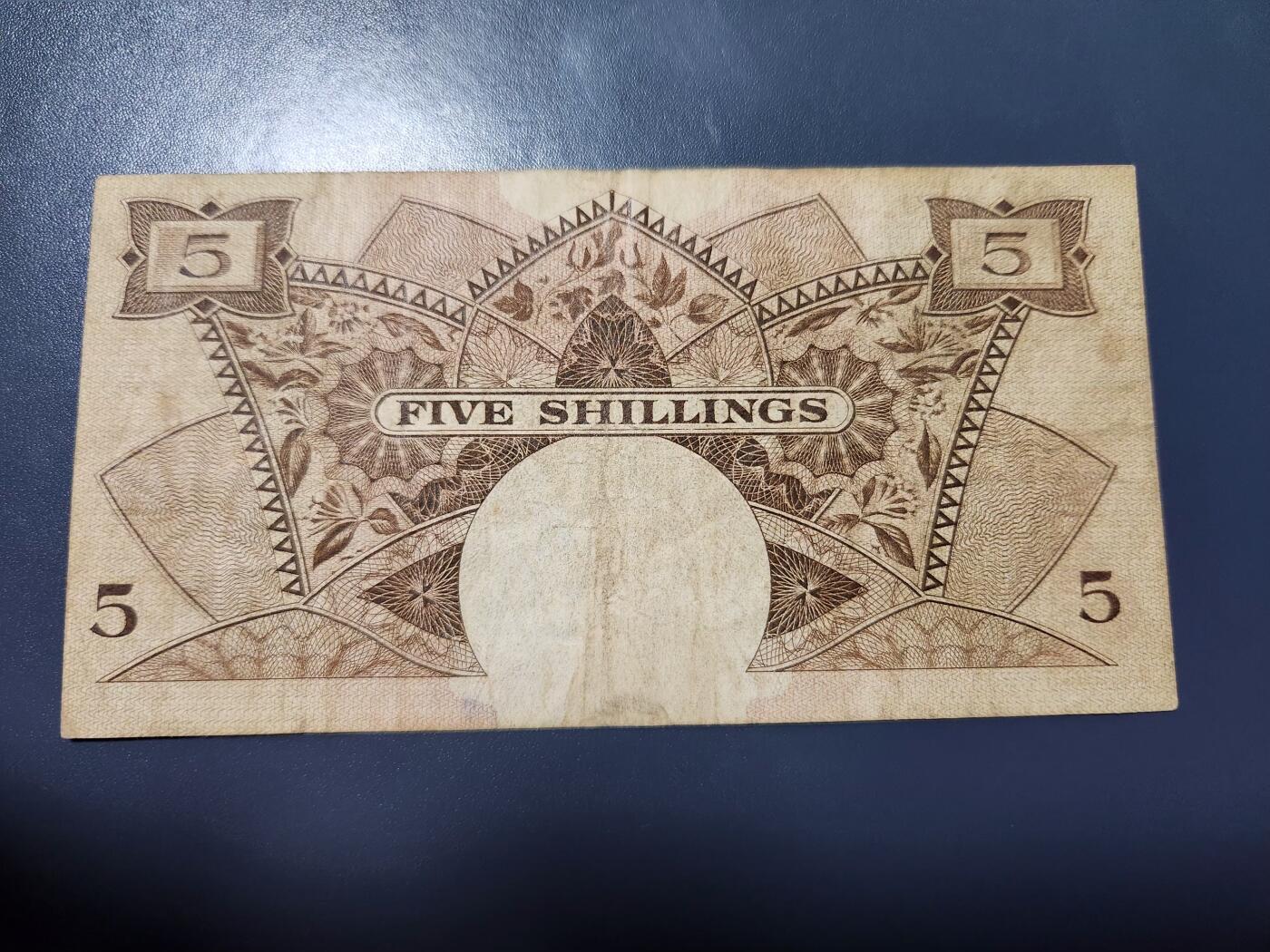 12月10号晚上8点 外国纸币自动截拍第71场 女王纸币 东非5先令 444豹子号