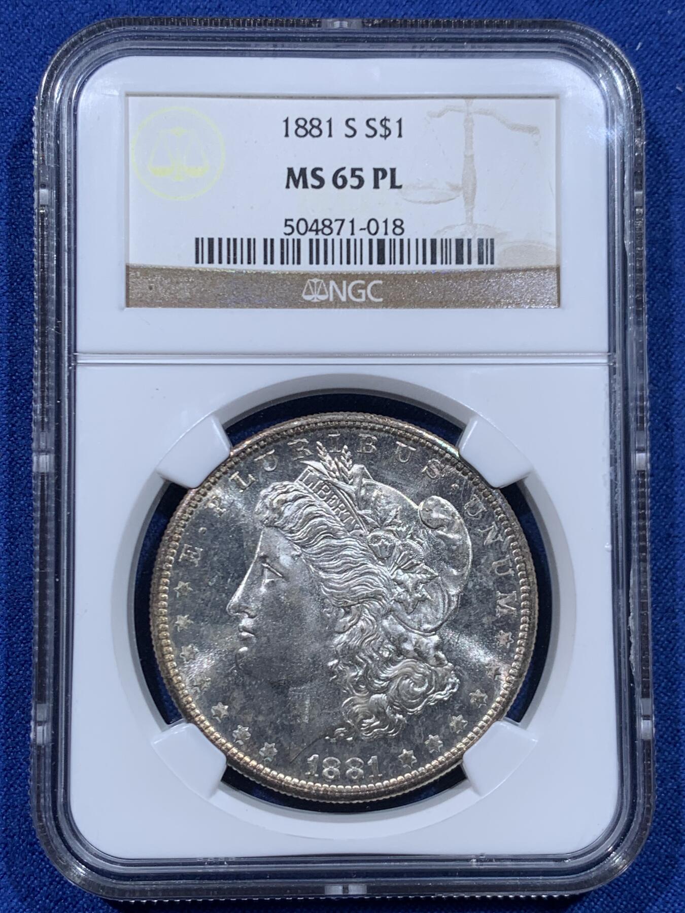 《竞宝斋》第446场 周日，周一，2场连拍 （全场包邮） NGC MS65PL 美国 1881年 1美元 摩根币 高分+PL类精致 超强转光 六位数编号老盒 收藏佳品