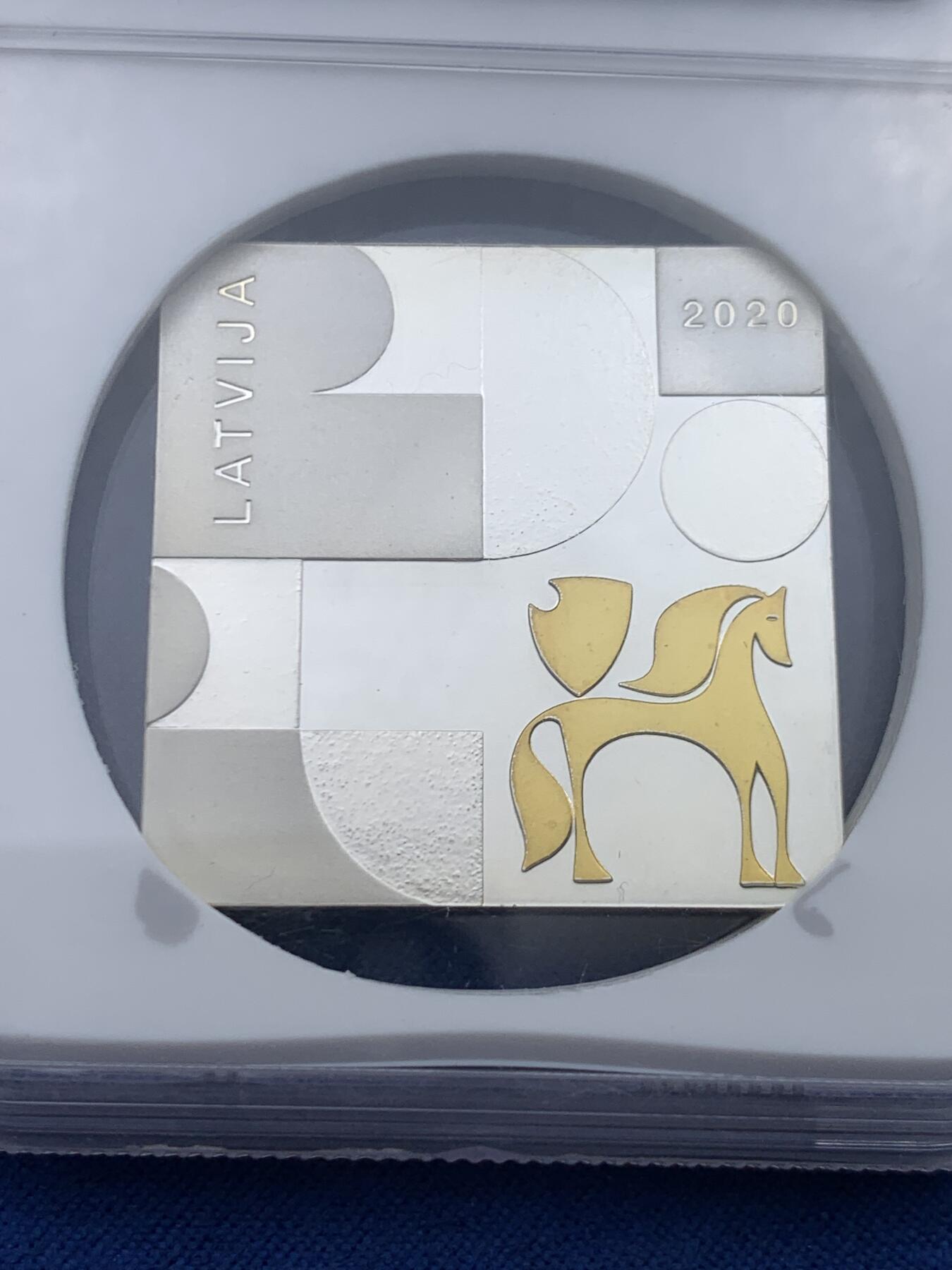 《竞宝斋》第446场 周日，周一，2场连拍 （全场包邮） NGC PF70UC 2020年“拉脱维亚现代主义·六十年代”切角方形精制纪念银币，获奖币，70满分，冠军分。