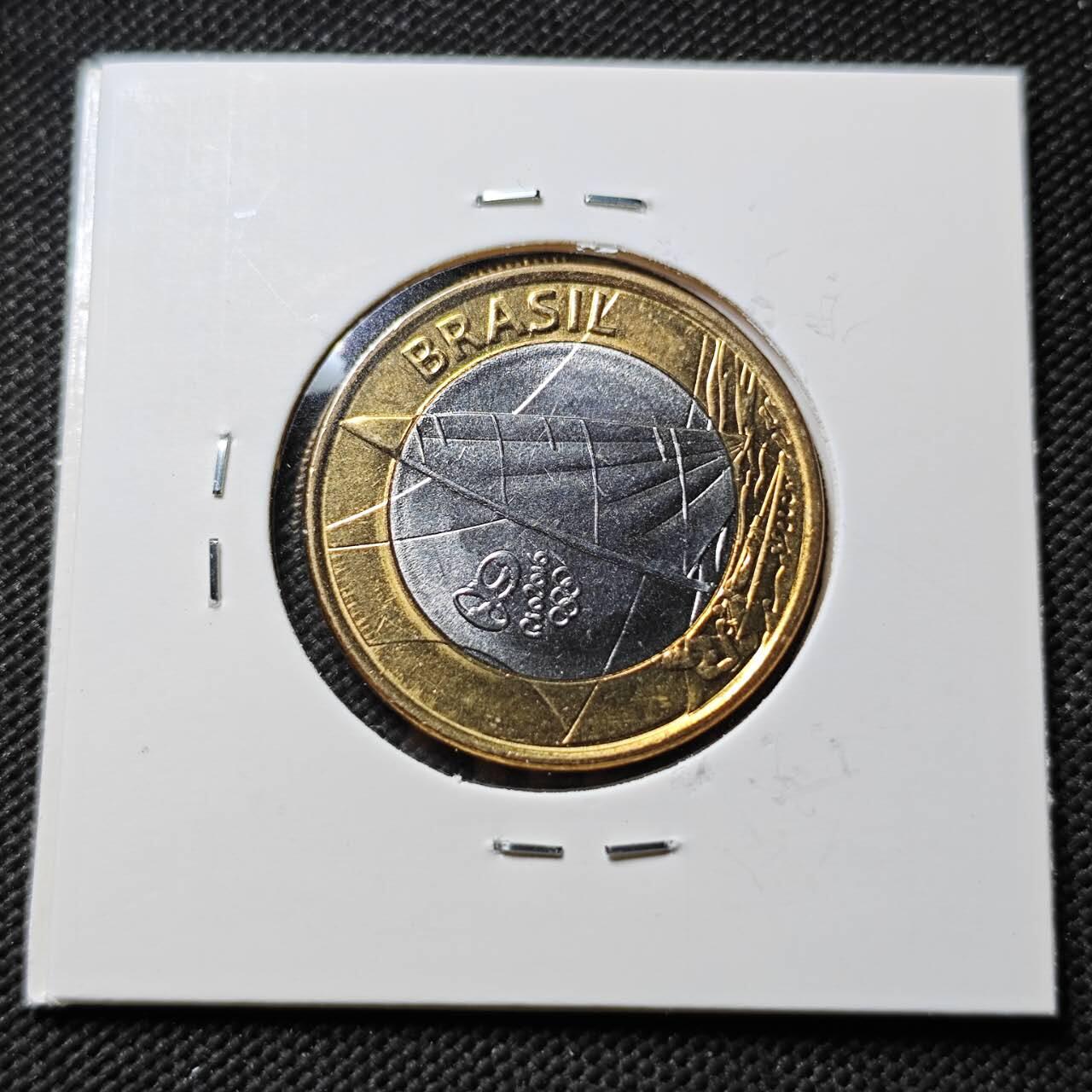 KK钱币收藏小铺 第376期  2月预留时间 周末发货  巴西1瑞尔双色币纪念币