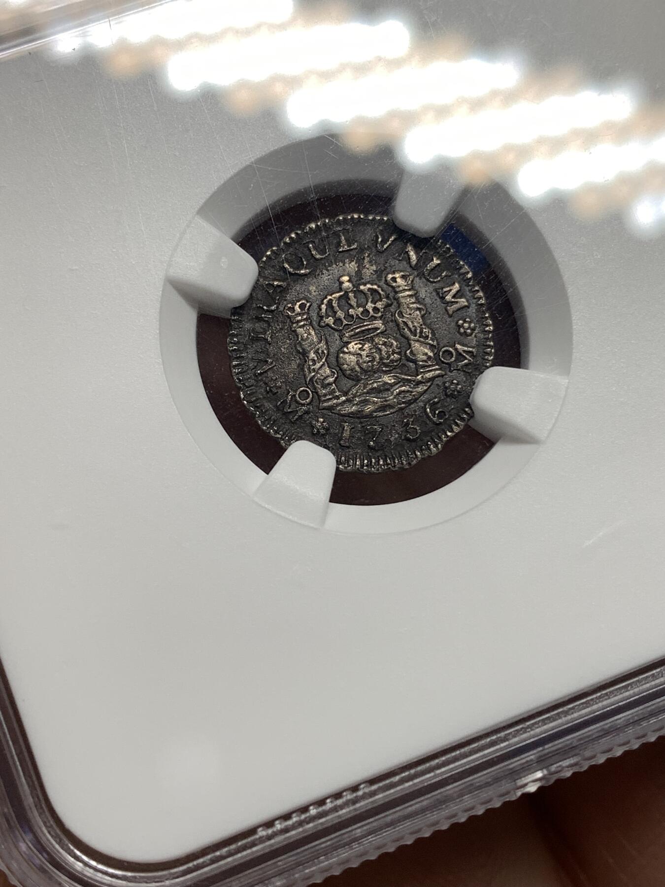 《竞宝斋》第446场 周日，周一，2场连拍 （全场包邮） NGC XFD 西属墨西哥 1736年 1/2里亚尔 银币 地球双柱币的最小面值 凑品必备 传世黑包浆 细节良好 大热品种