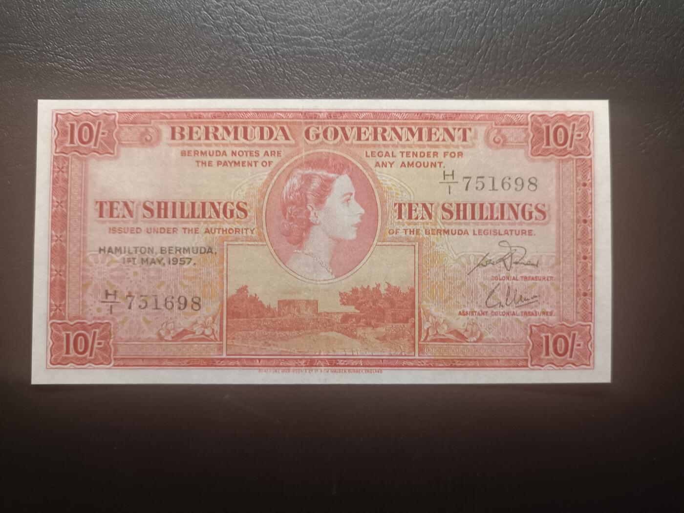 2025十二月第二期，总207期 英属百慕大1957年10先令流通好品XF此年份首冠H/1，青年女王