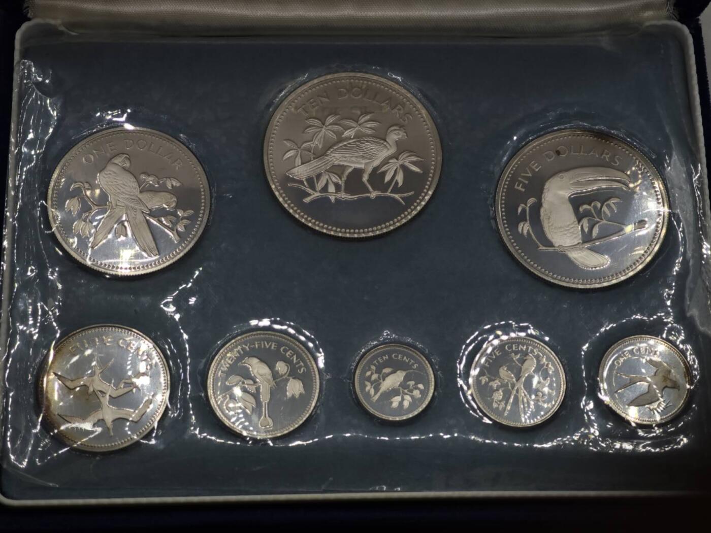 【淘币小摊】实时拍第八百二十二拍   银币套币场   满百包邮可预留二周 每周一统一发货   伯利兹1974年精制全银套币原盒原证925银102.85克银价1260