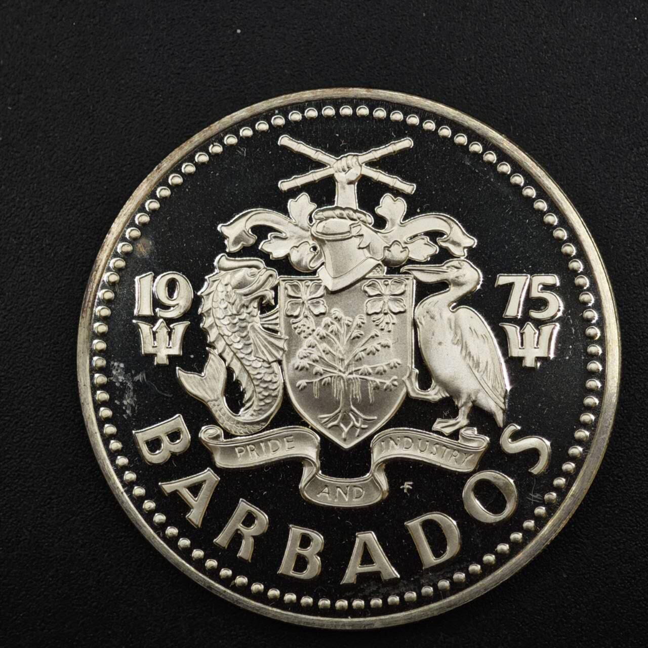 【淘币小摊】实时拍第八百二十二拍   银币套币场   满百包邮可预留二周 每周一统一发货   巴巴多斯1975年5元喷泉精制银币 重31.1克800银 纯银价330