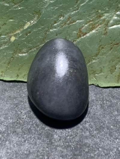 精美和田玉青花小独籽原石一颗， - 精美和田玉青花小独籽原石一颗，